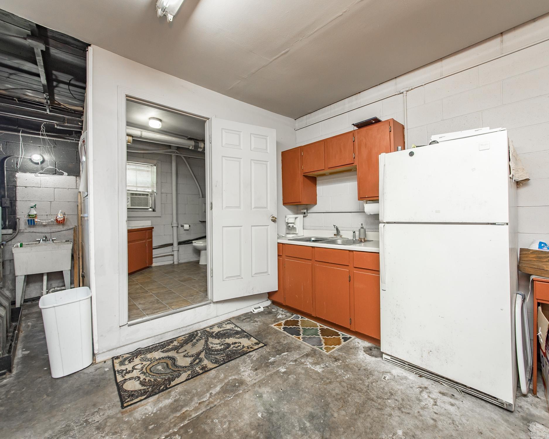 218 E Main  Cabot, AR