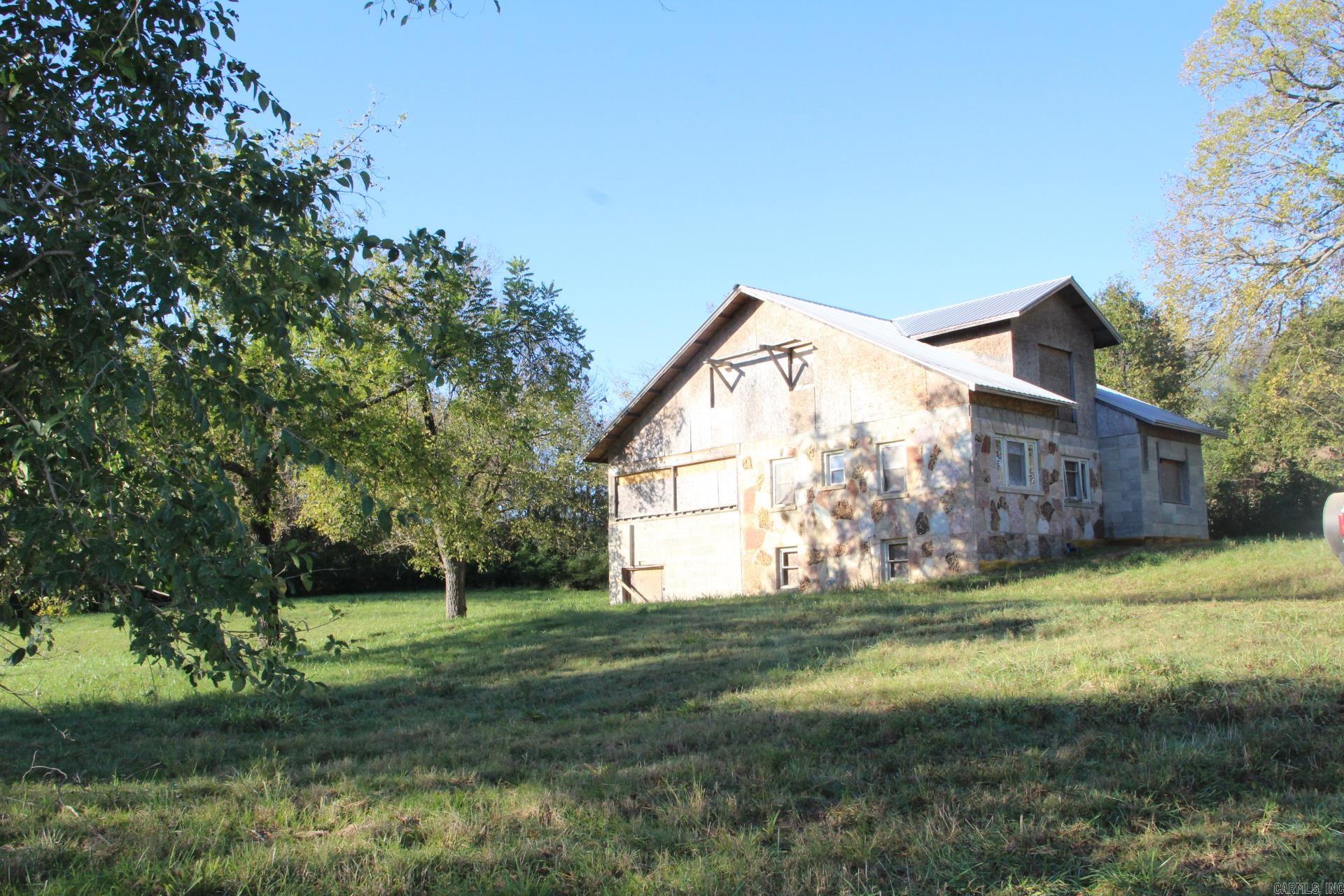 315 W 4th  Yellville, AR