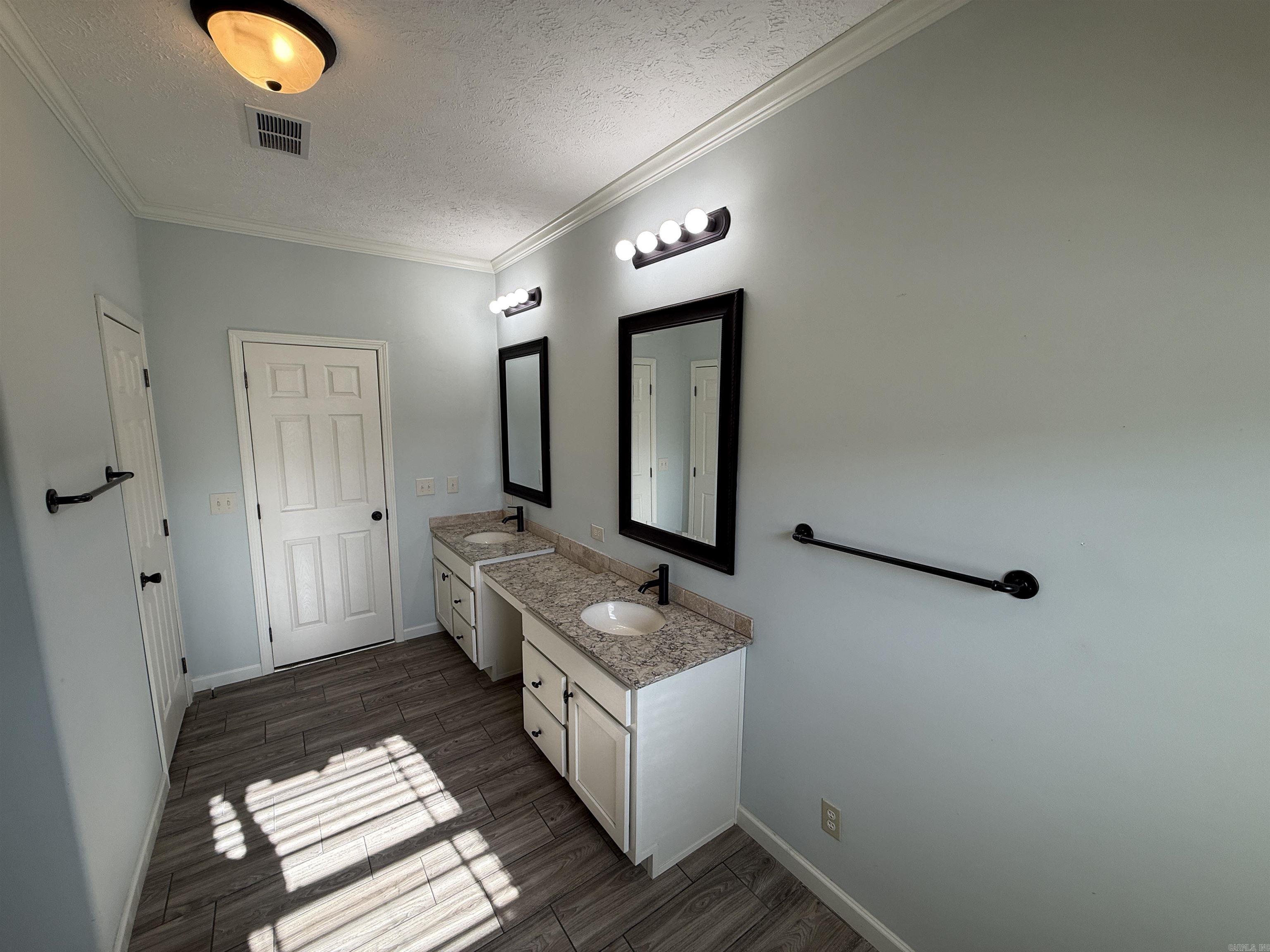 242 Arthur Kirk Rd.  Beebe, AR