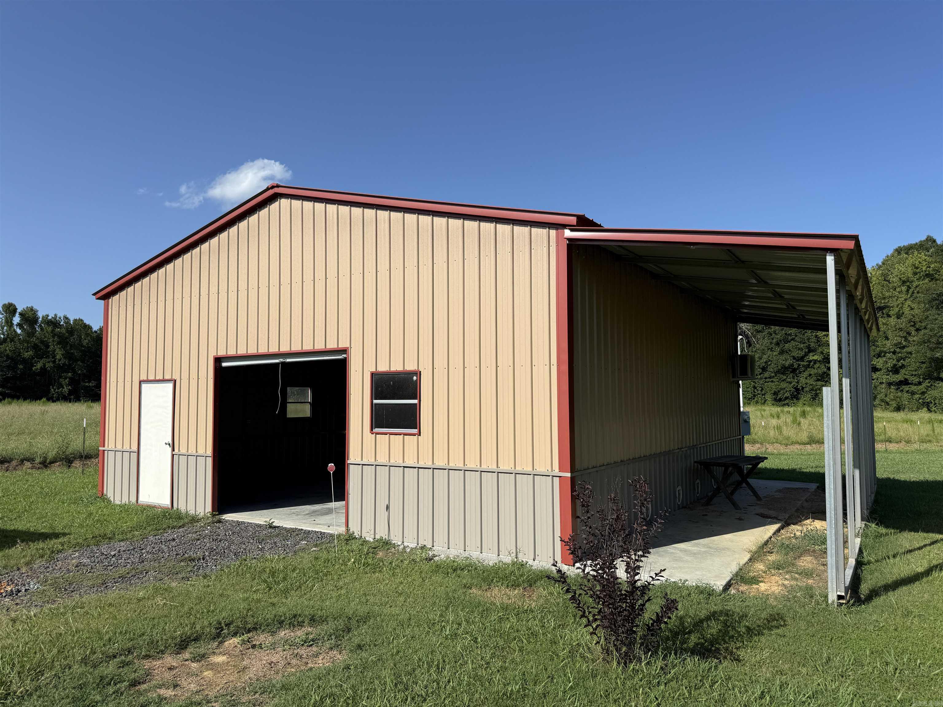 242 Arthur Kirk Rd.  Beebe, AR