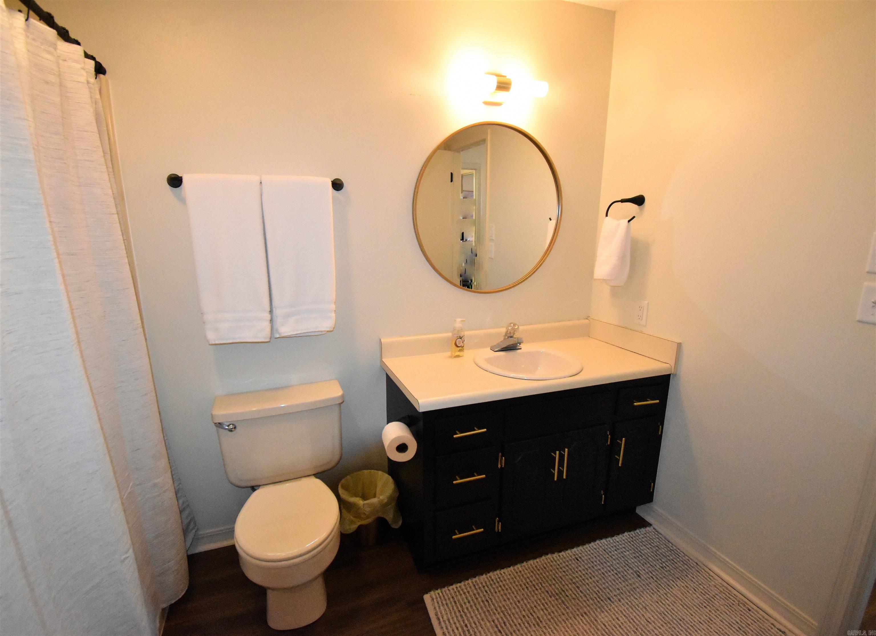 2910 E Moore  Searcy, AR