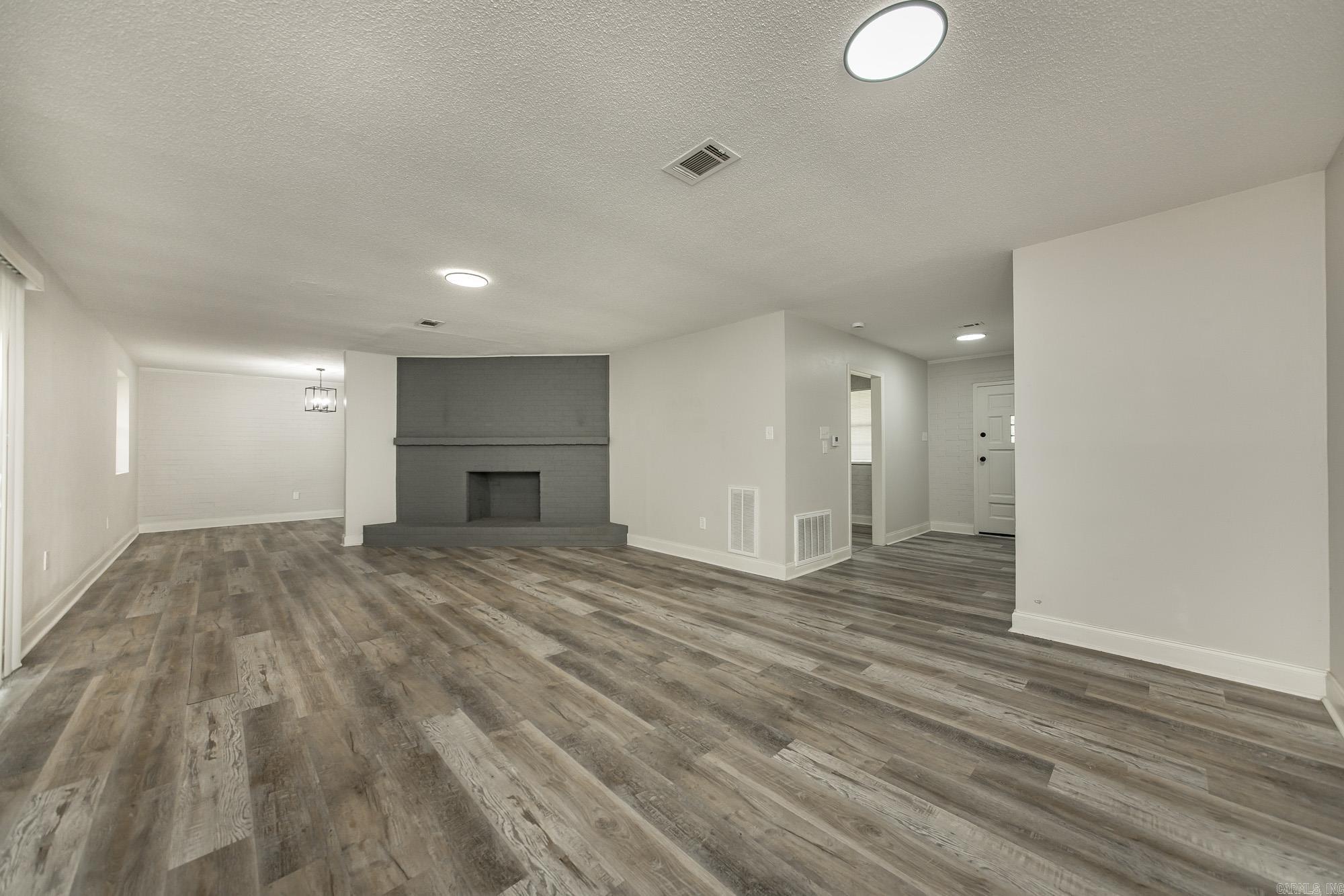 2112 Lancelot  Jacksonville, AR