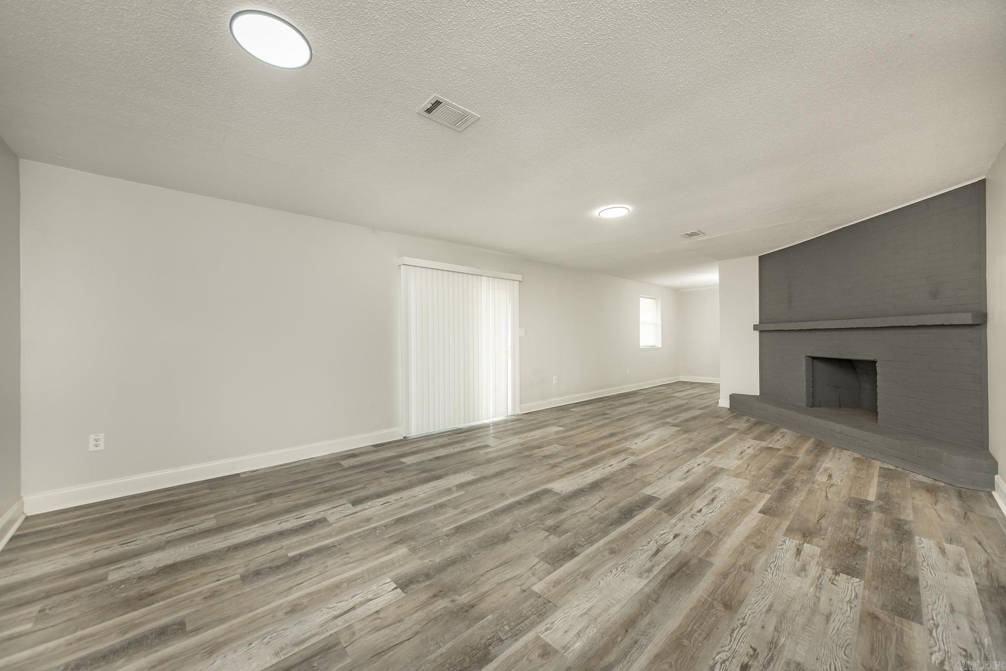 2112 Lancelot  Jacksonville, AR