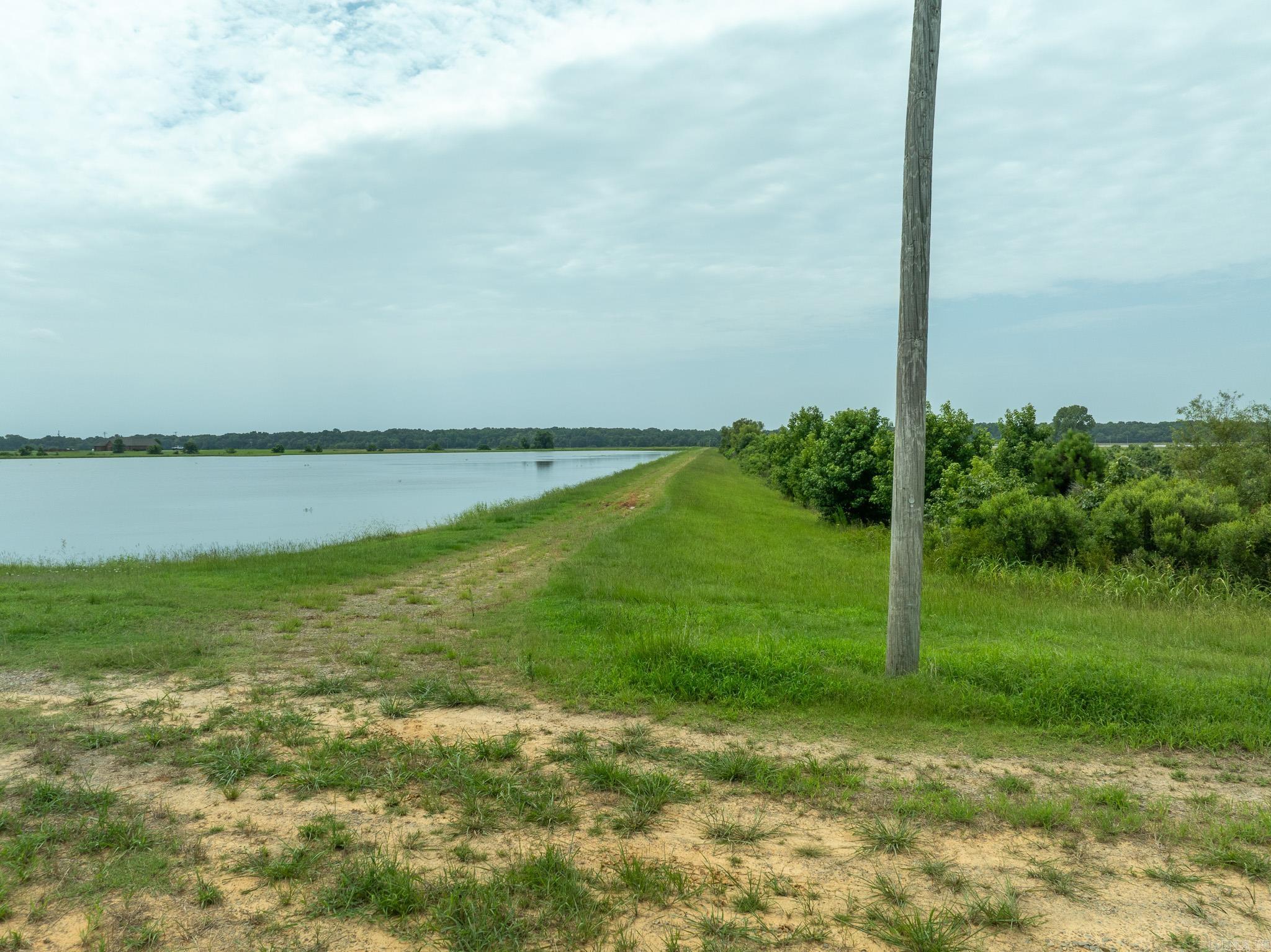 000 Crossroads Rd.  Des Arc, AR
