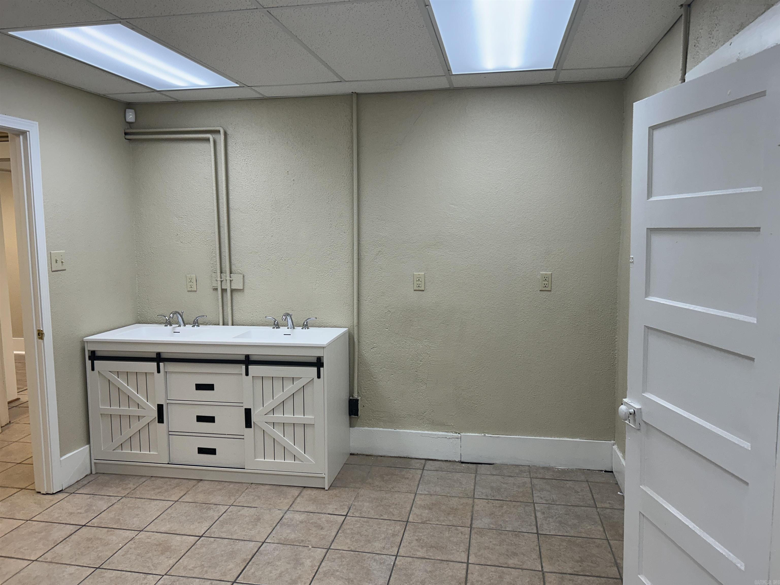 121 N Center  Lonoke, AR