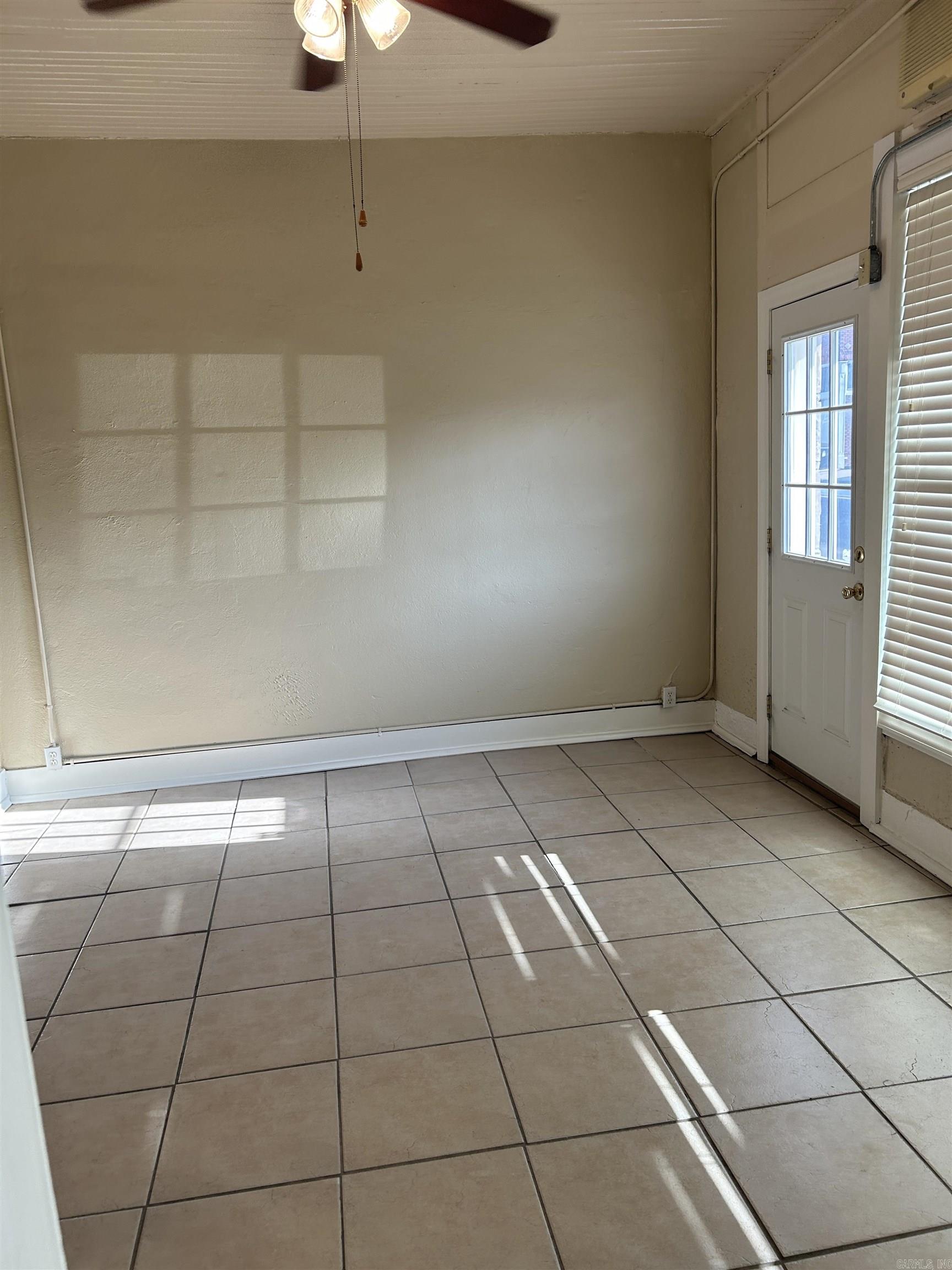 121 N Center  Lonoke, AR