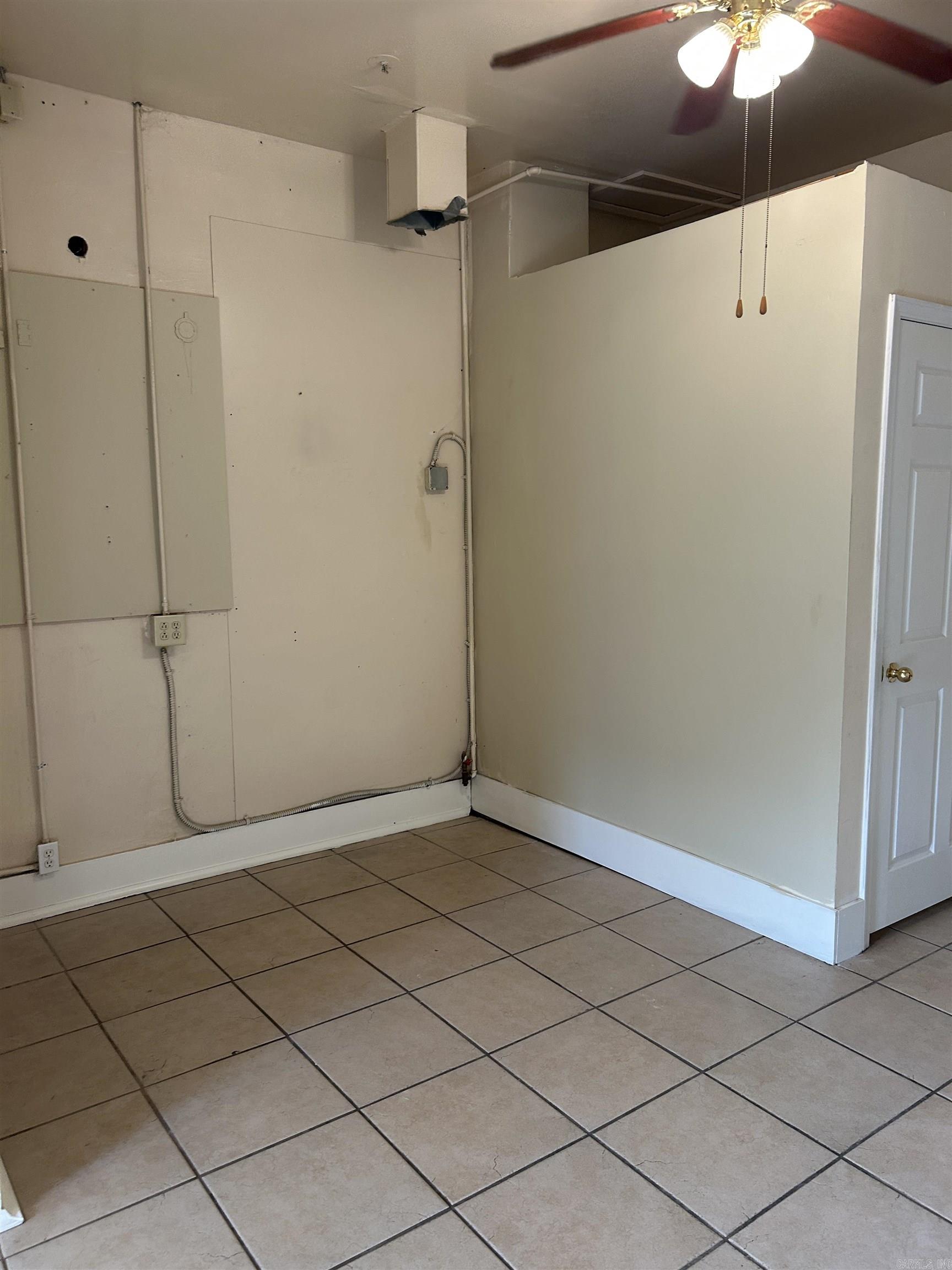 121 N Center  Lonoke, AR