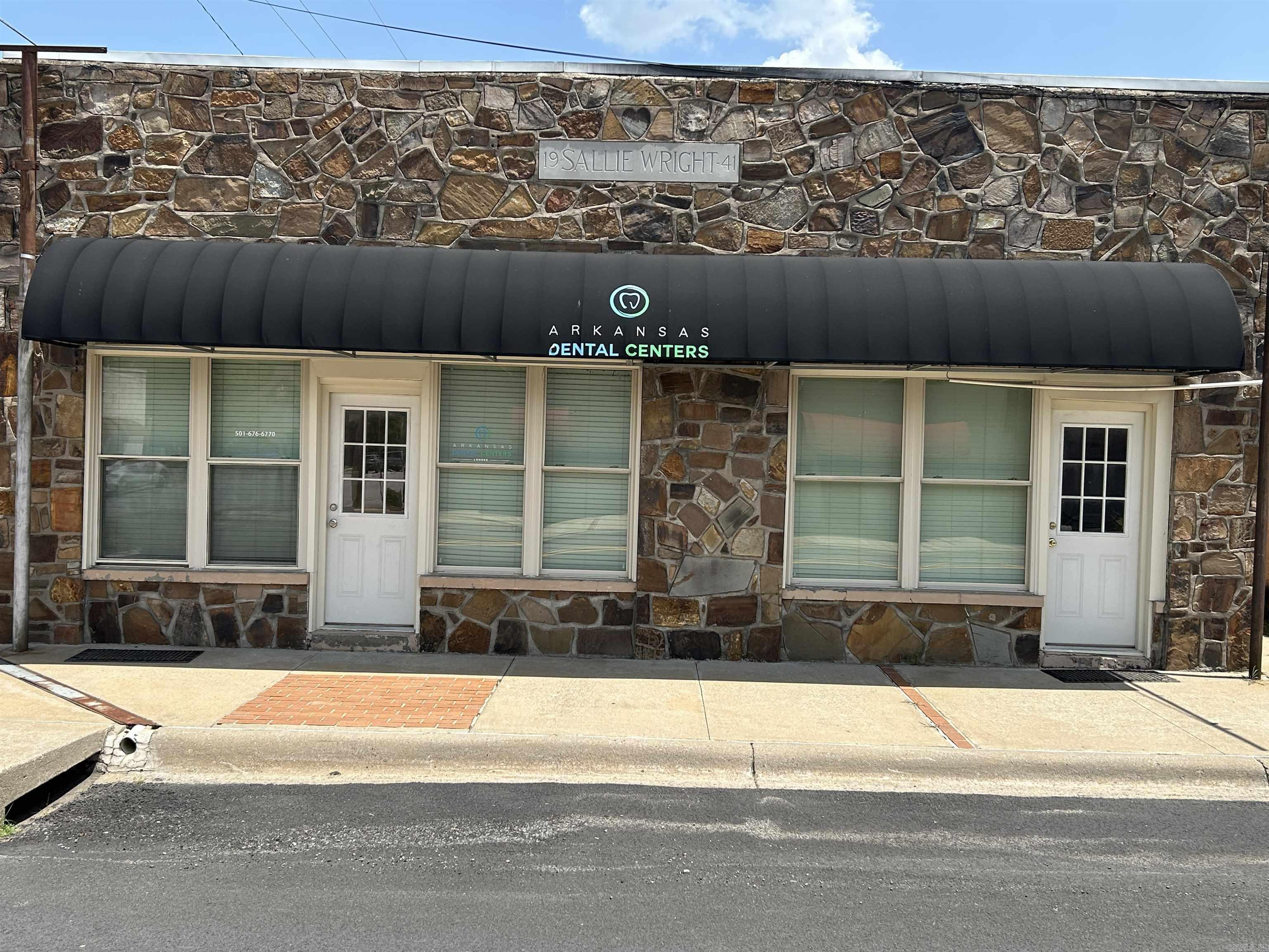 121 N Center  Lonoke, AR