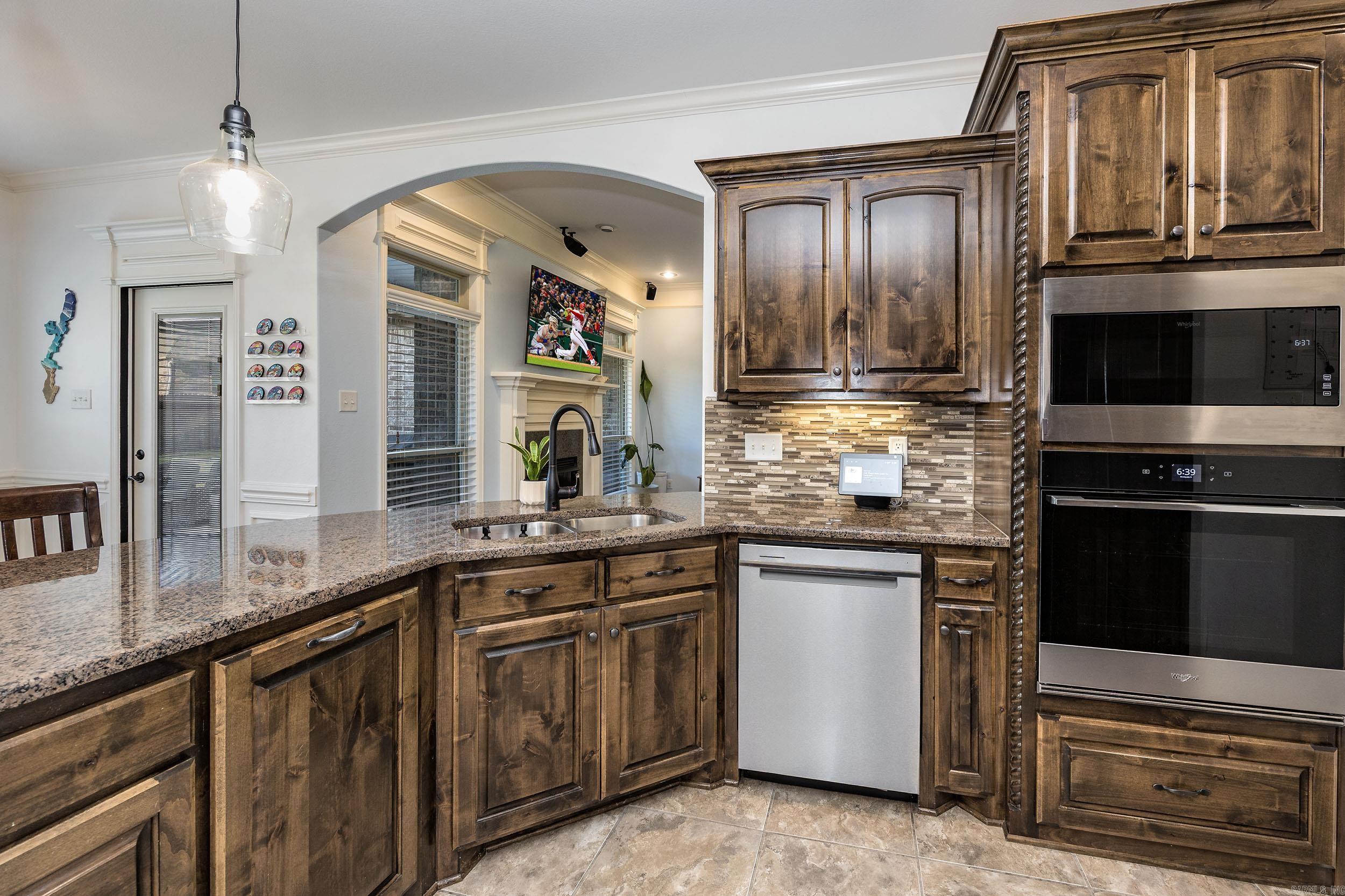 173 Crystal Lake  Austin, AR