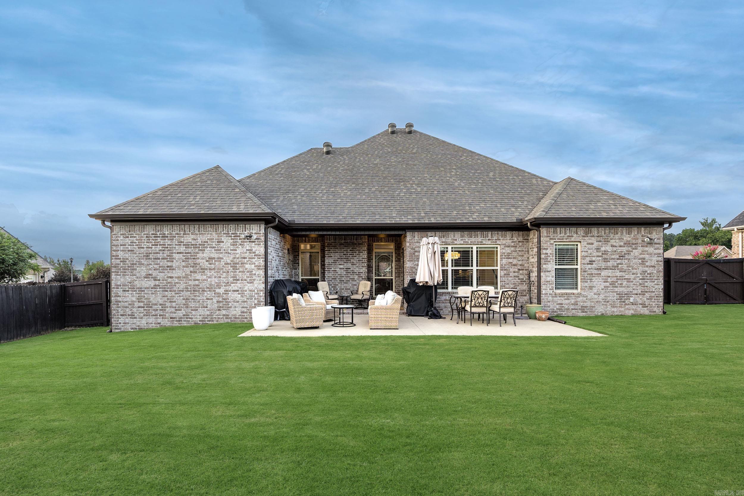173 Crystal Lake  Austin, AR