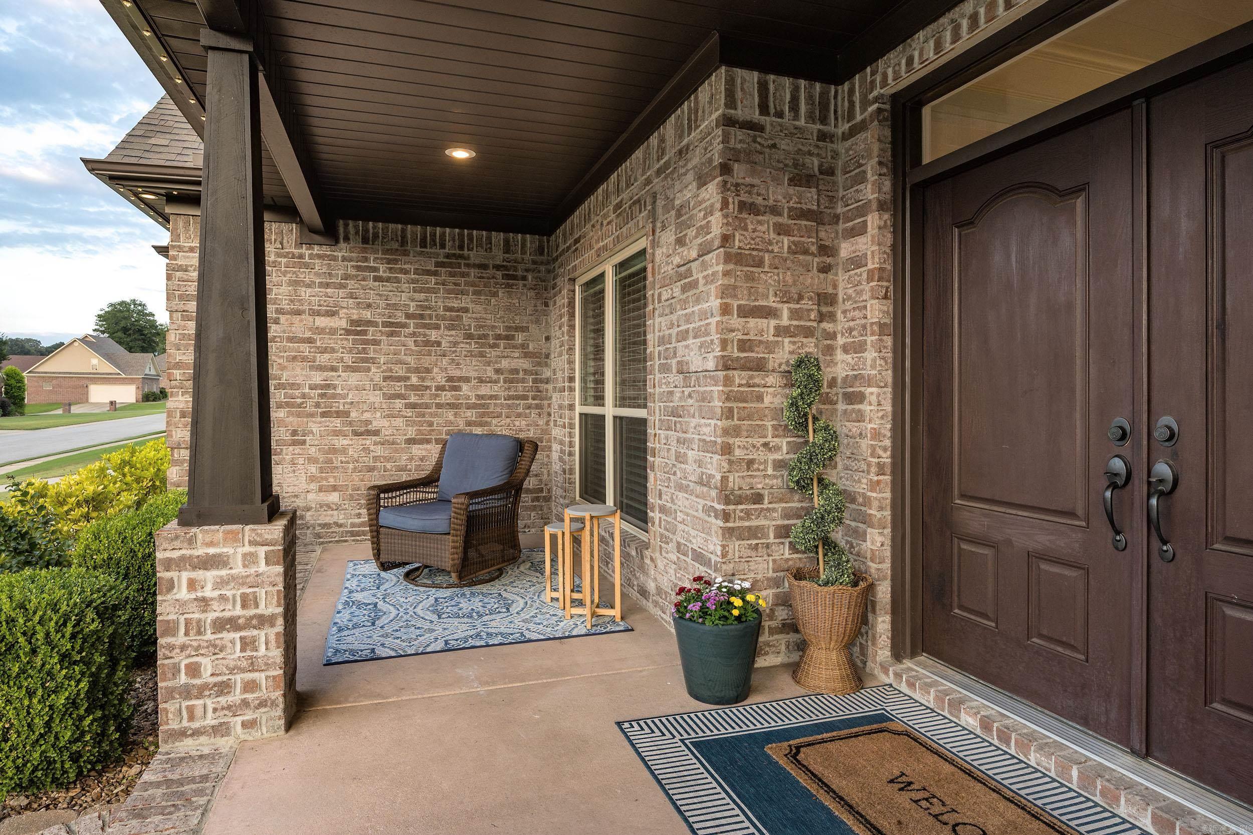 173 Crystal Lake  Austin, AR