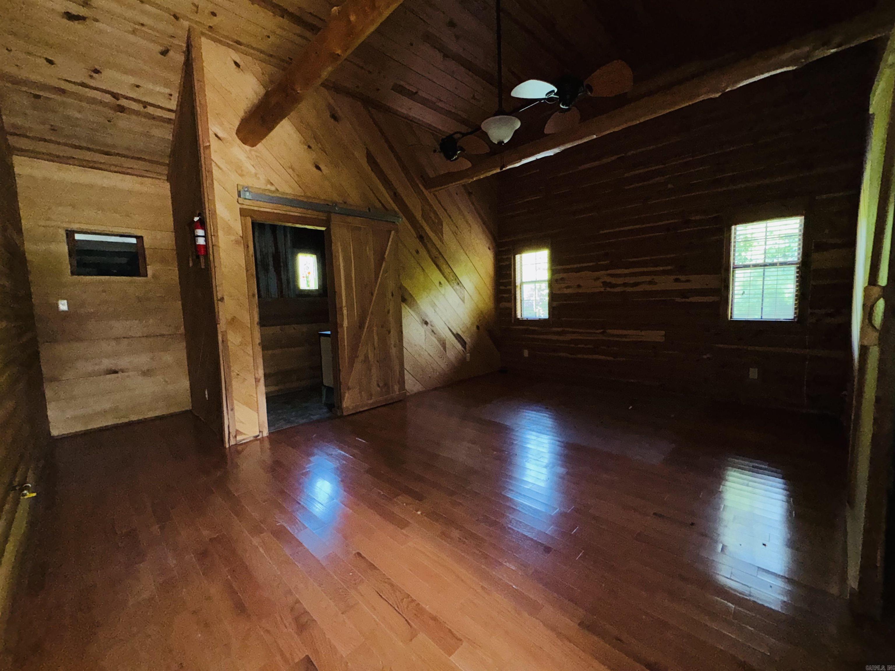 406 Cedar  Mountain View, AR