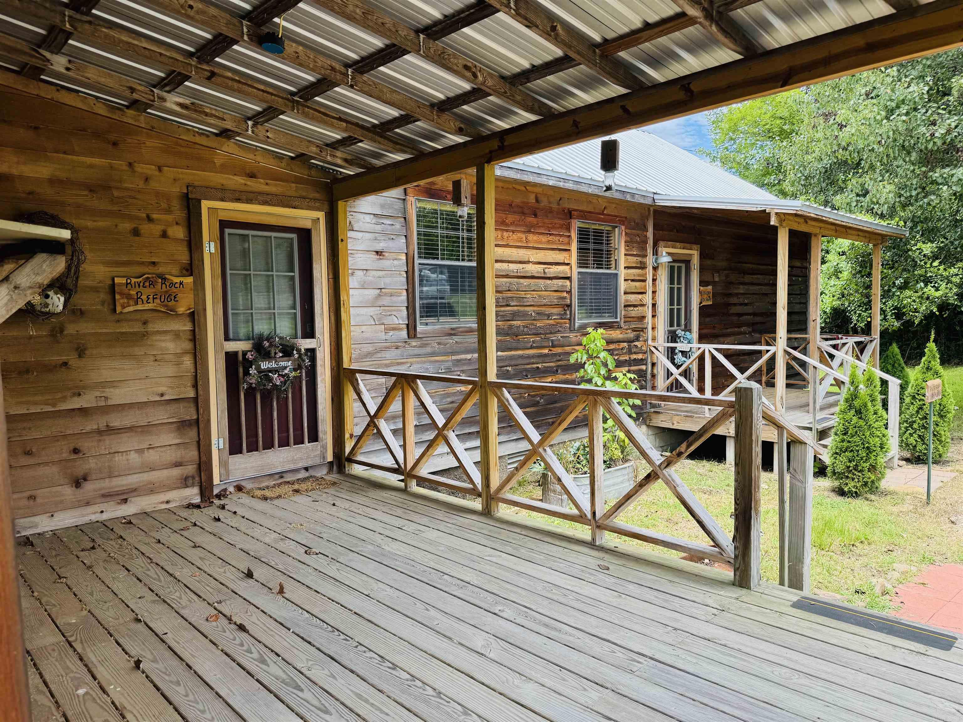 406 Cedar  Mountain View, AR
