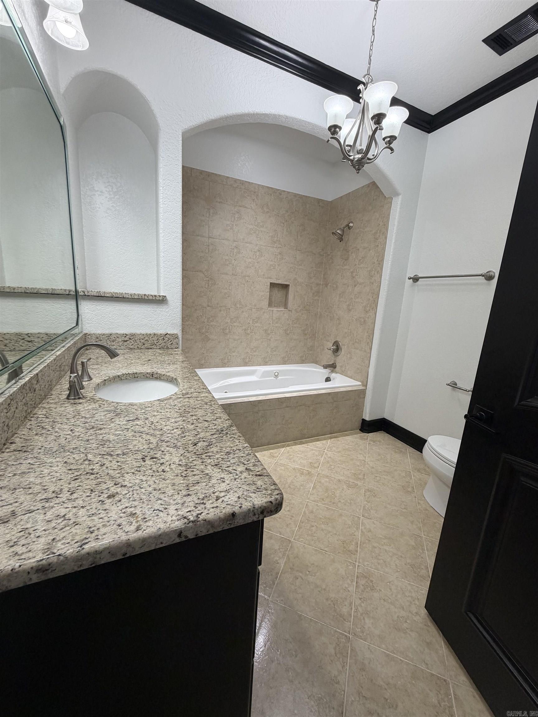 60 Deauville  Little Rock, AR