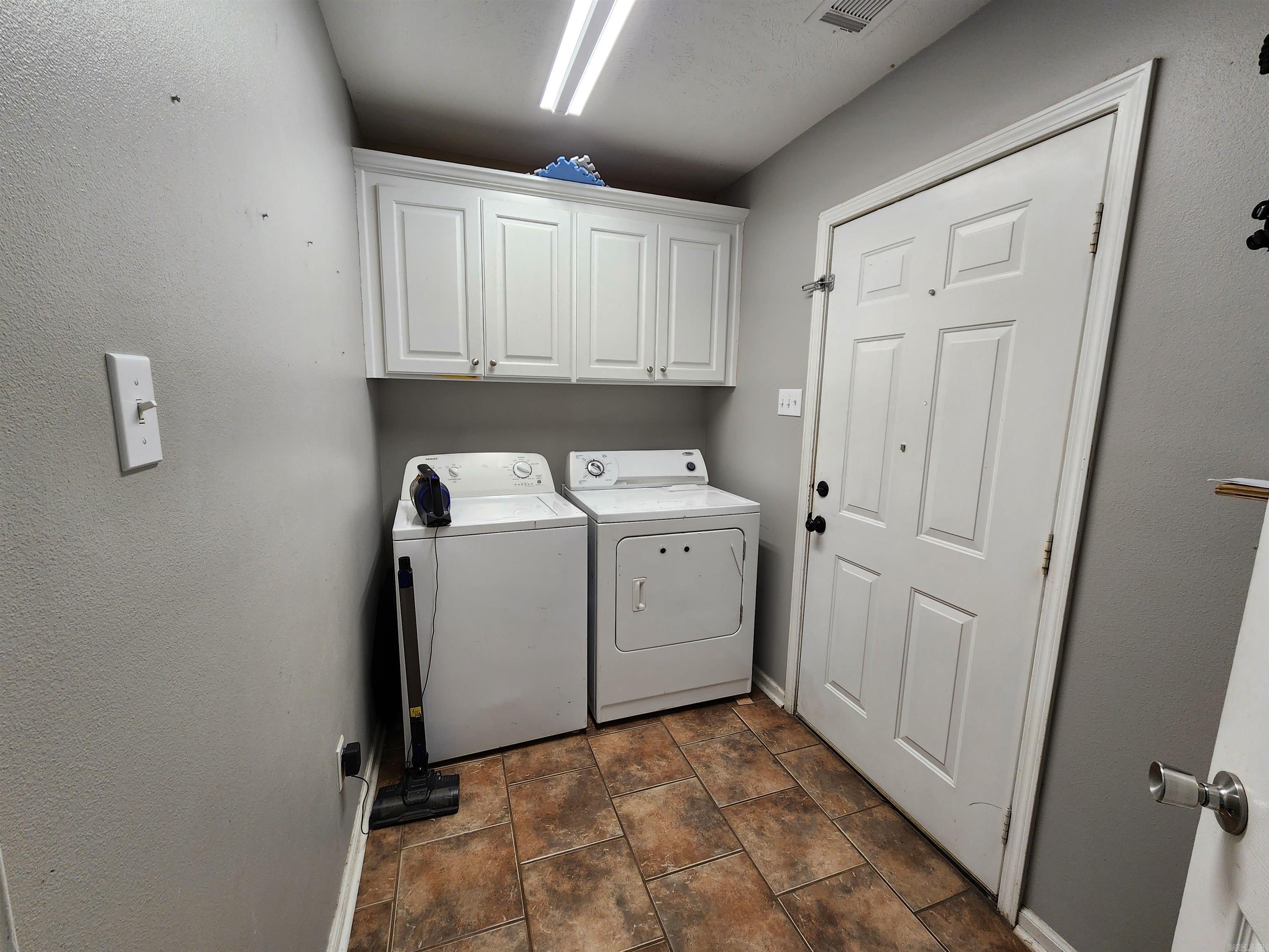 86 JB  Lonoke, AR