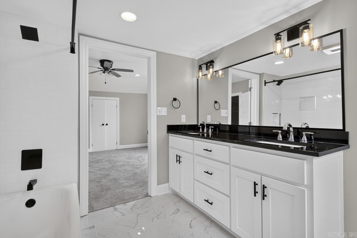 2200 Wolfe  Little Rock, AR