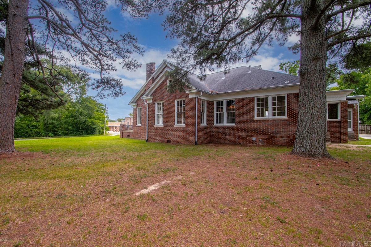2200 Wolfe  Little Rock, AR