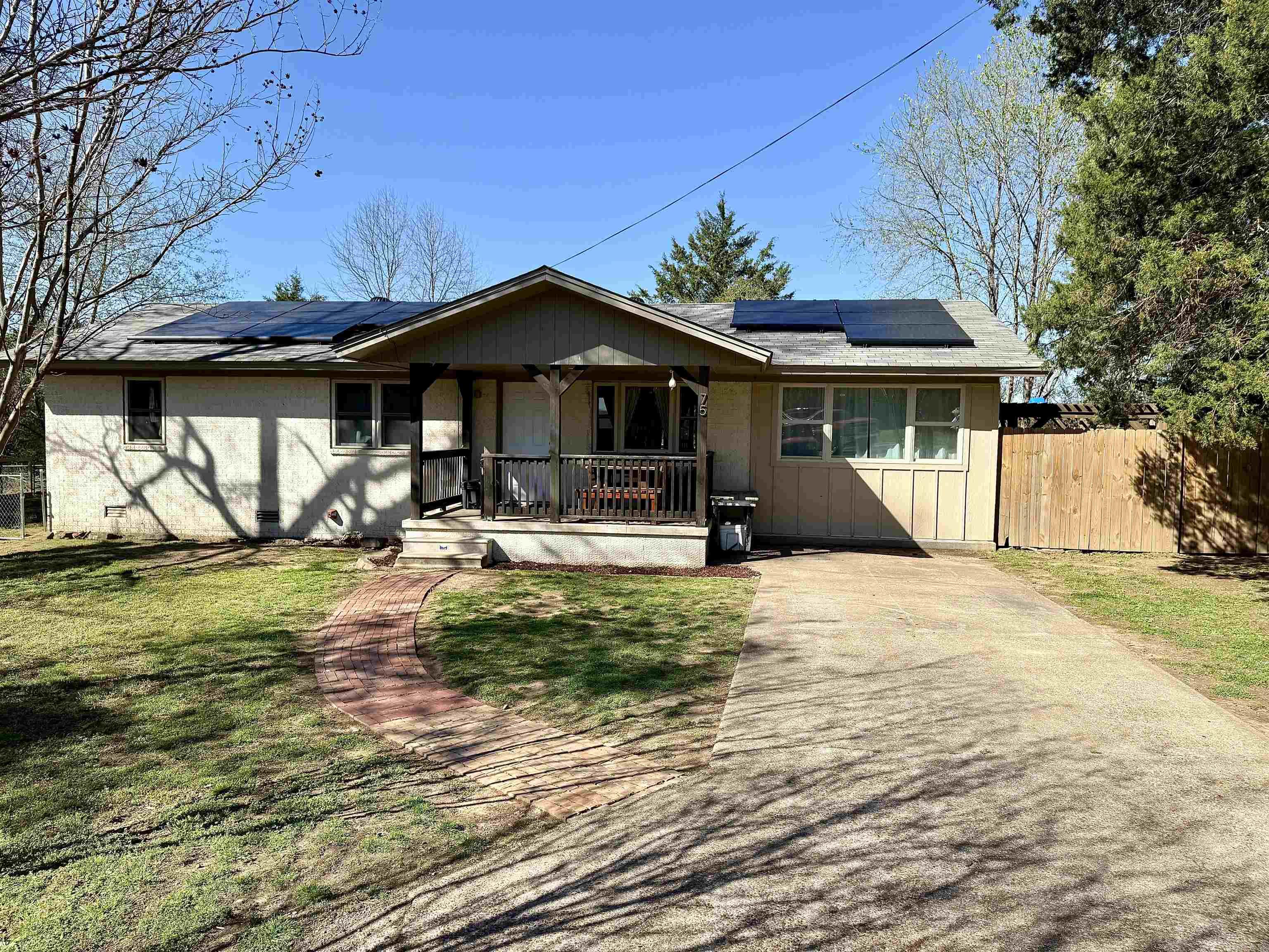 75 New  Quitman, AR