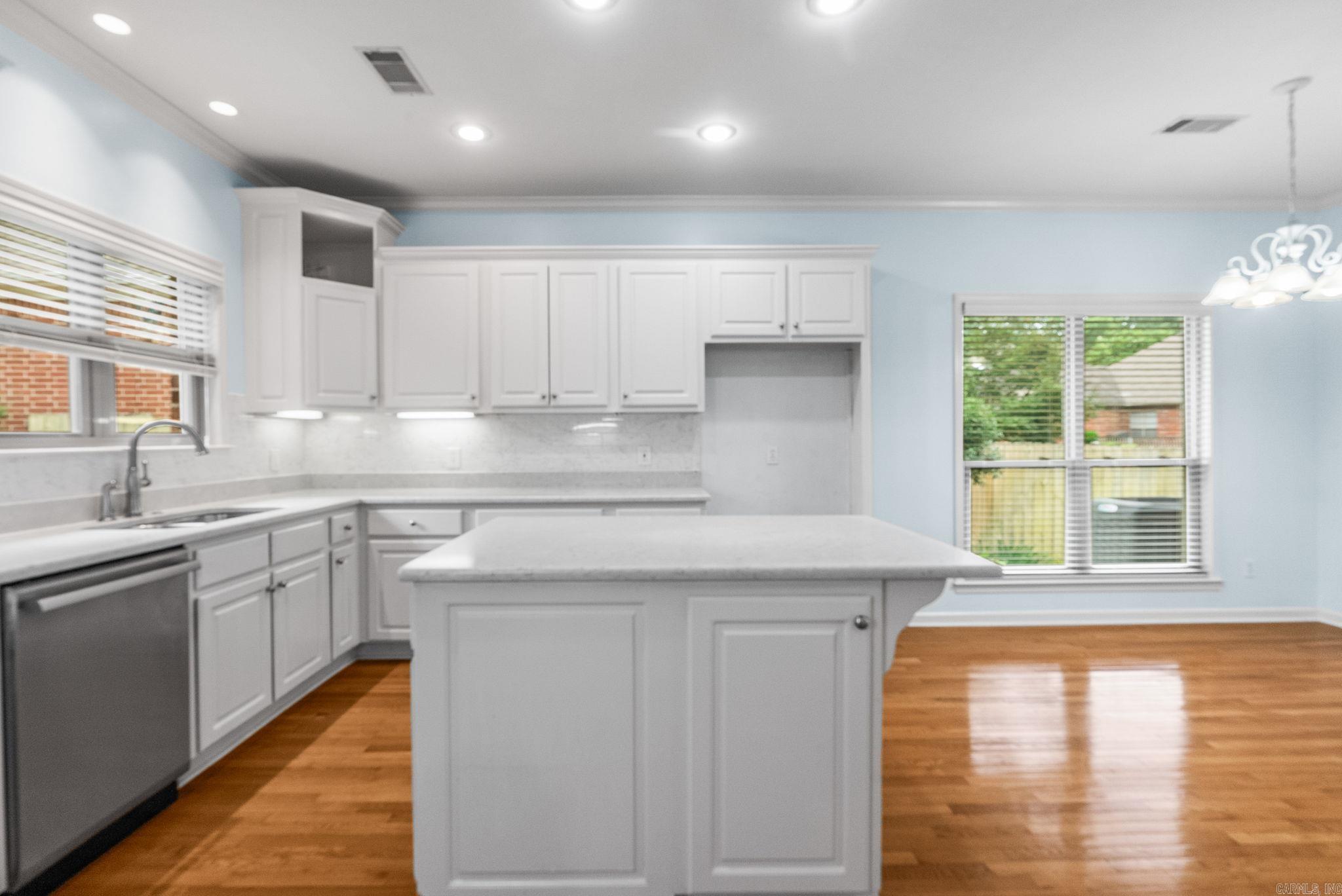 40 Chatel  Little Rock, AR