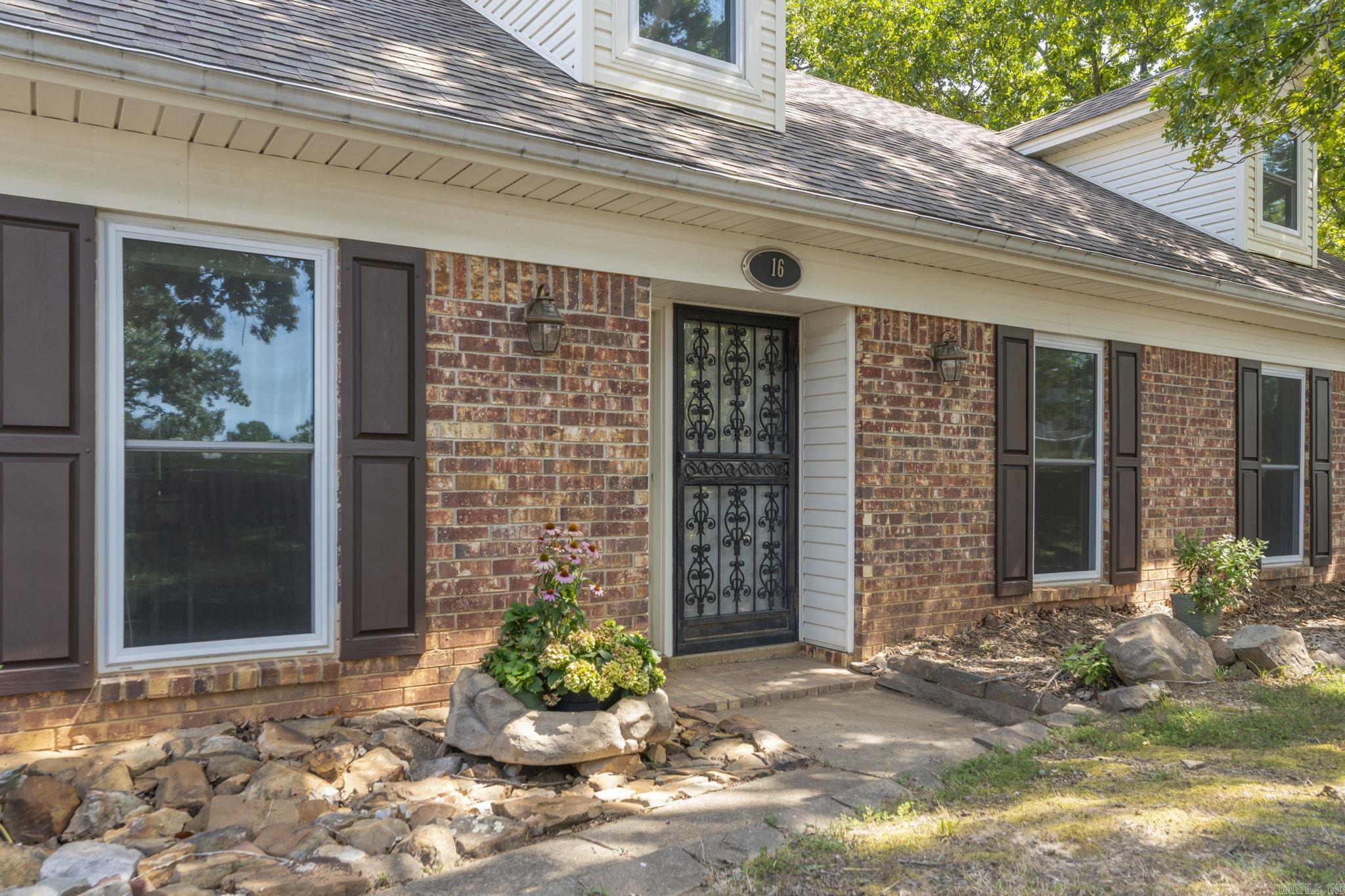 16 Forest Glades  Sherwood, AR