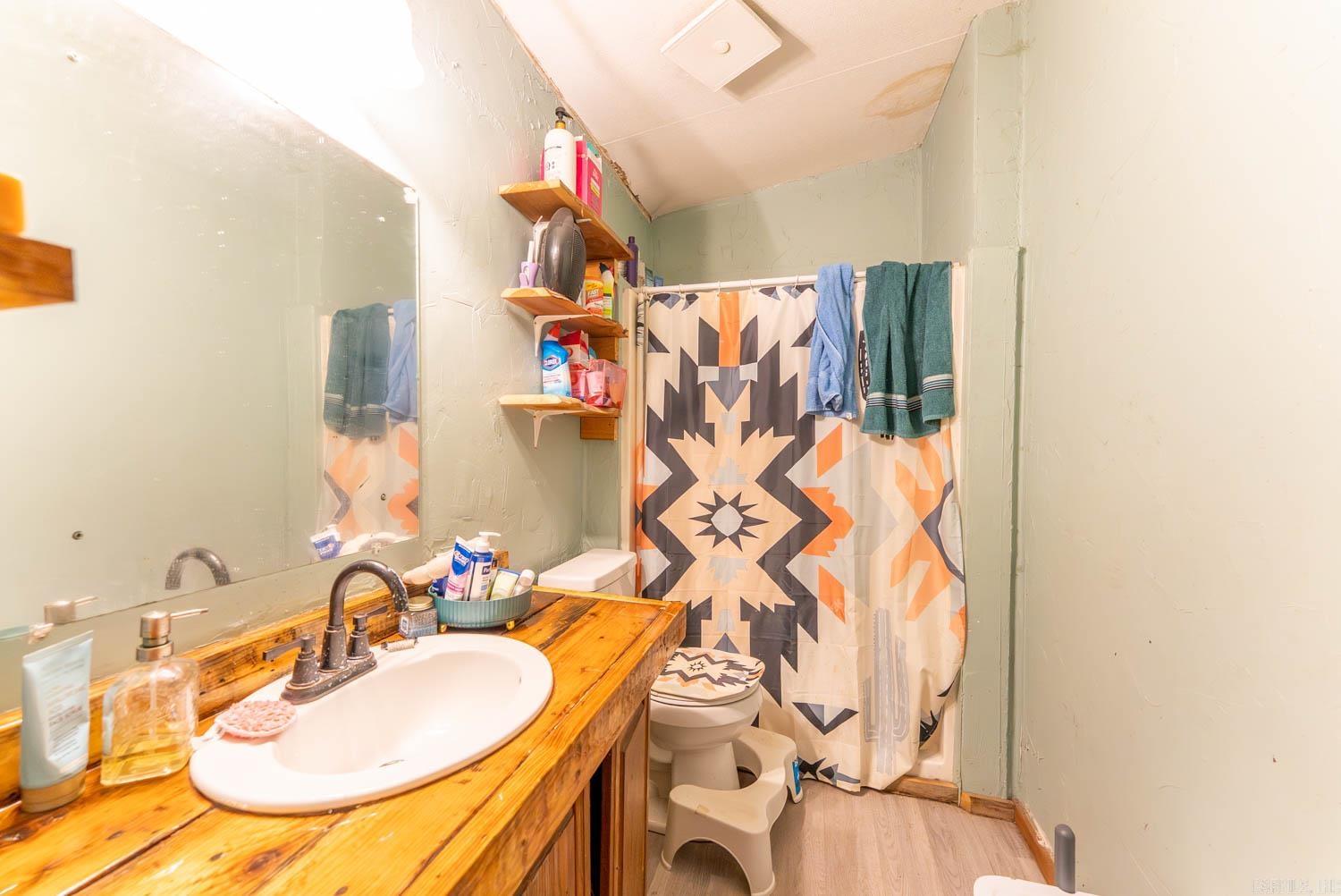 221 Woodridge  Mammoth Spring, AR