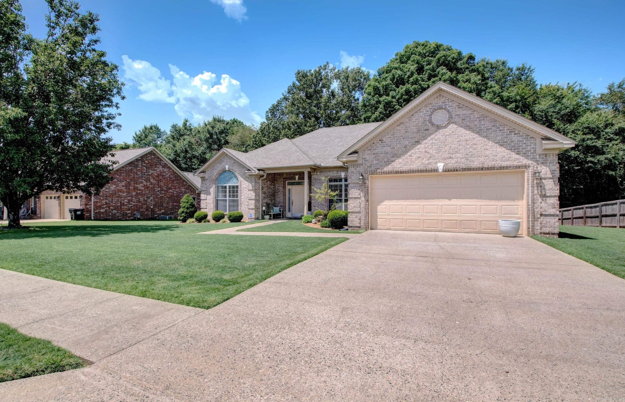 3816 Legacy Village Dr.  Benton, AR