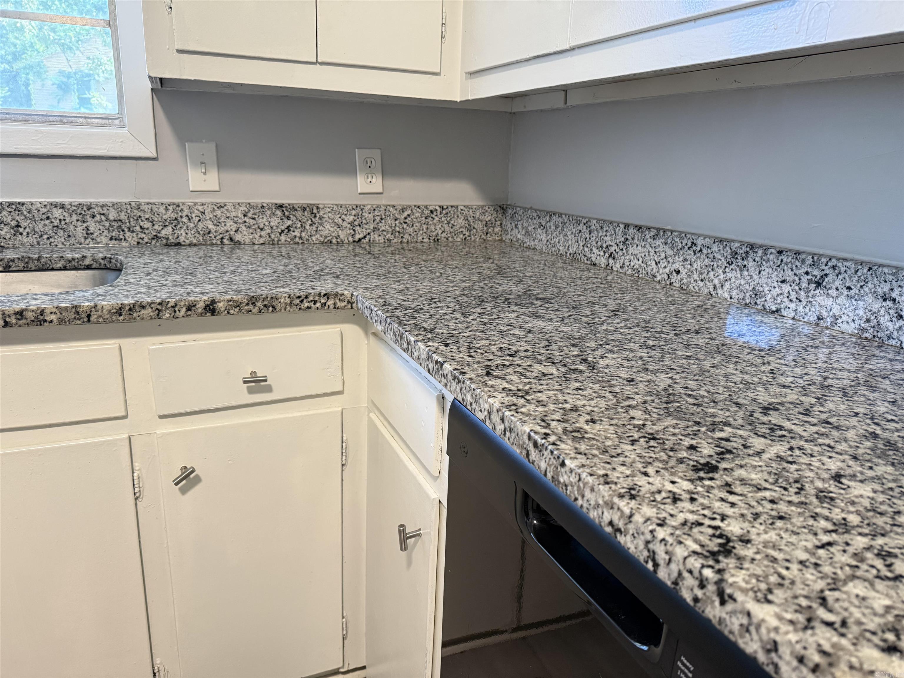 3615 W Capitol  Little Rock, AR