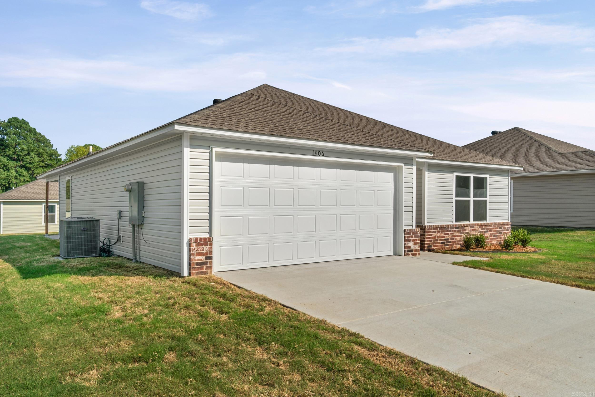 1406 Manor Oaks Boulevard — photo 3