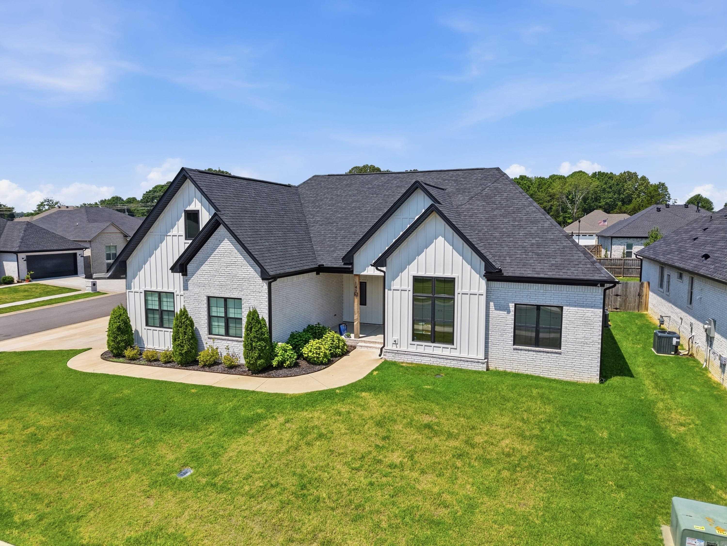 1475 Ronnie Weaver  Conway, AR