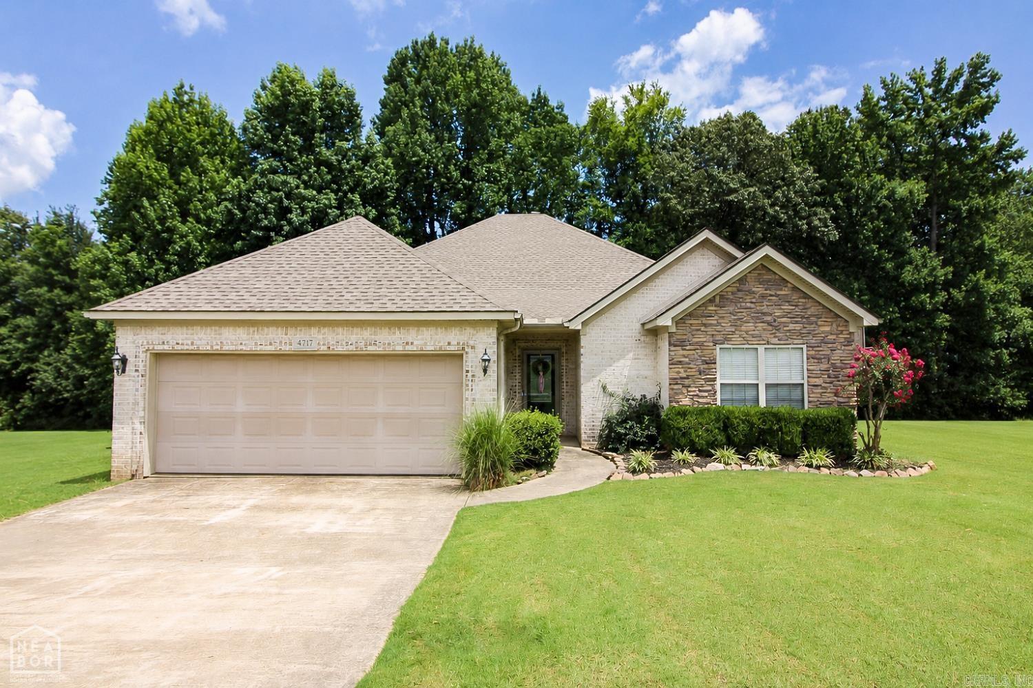 4717 Lochmoor  Jonesboro, AR