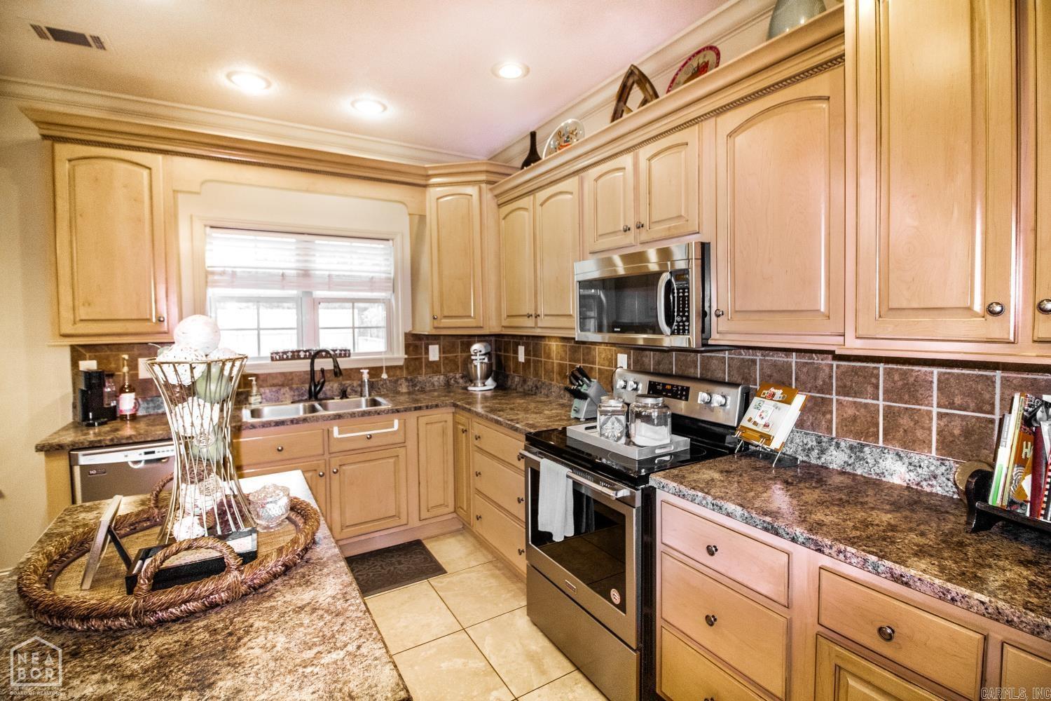 4717 Lochmoor  Jonesboro, AR