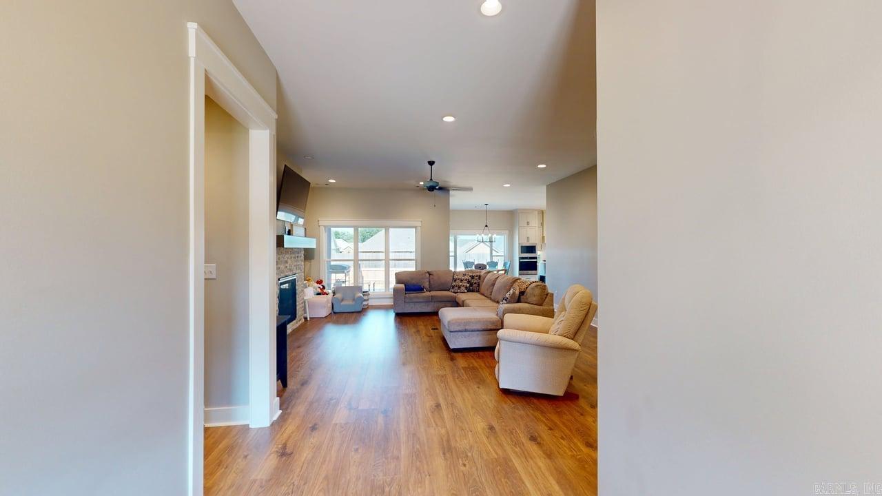 1460 Ronnie Weaver  Conway, AR