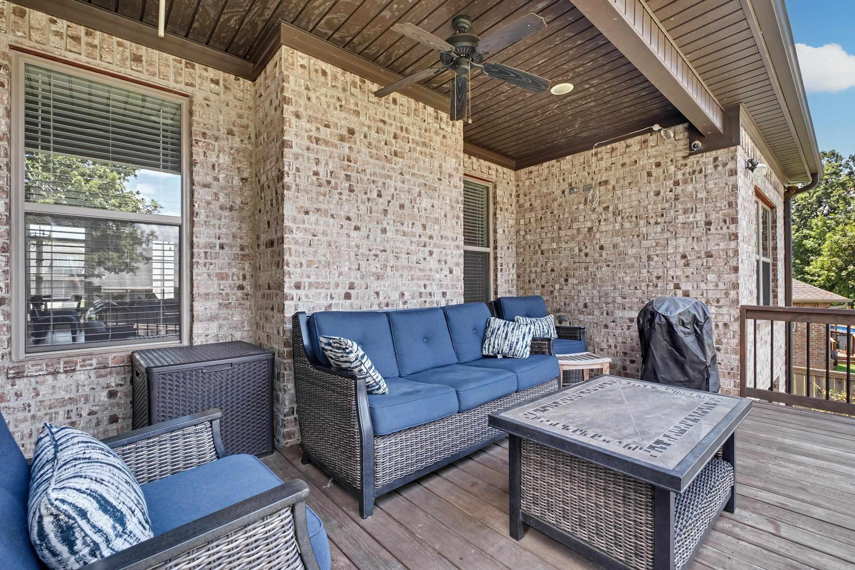 9409 Cliffside  Sherwood, AR
