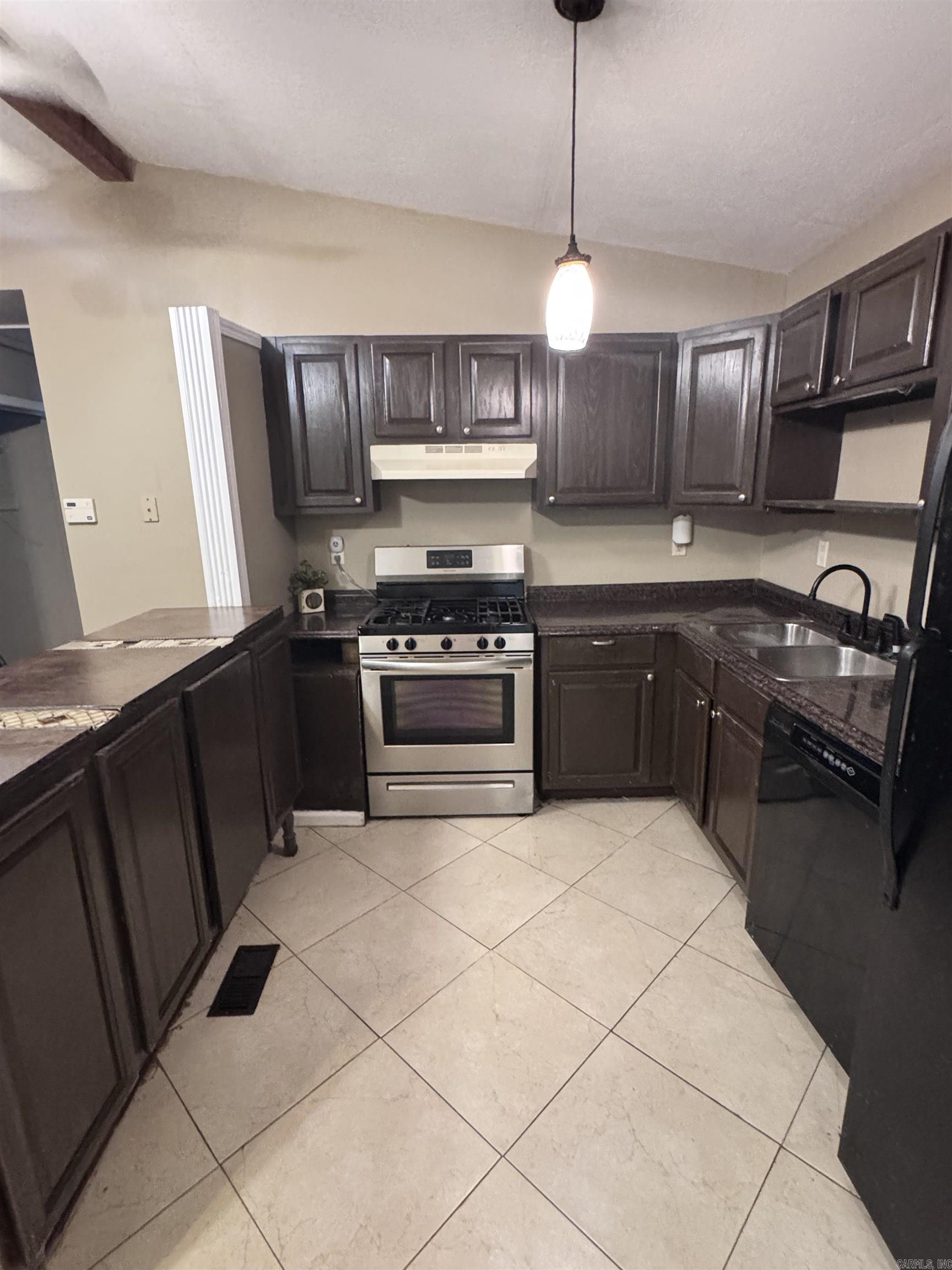 410 NE 3rd  Bryant, AR
