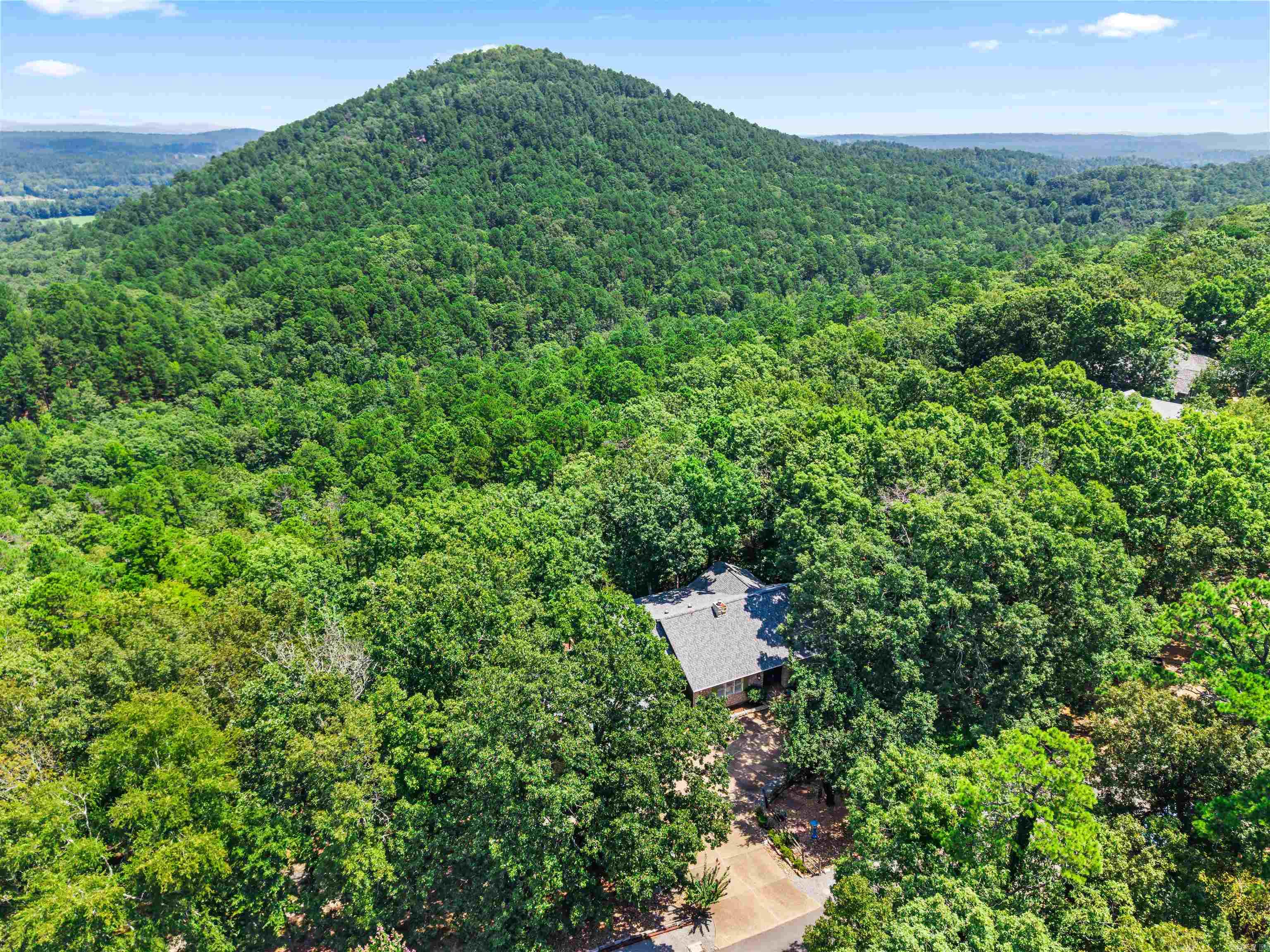 8 & 10 Binefar  Hot Springs Village, AR