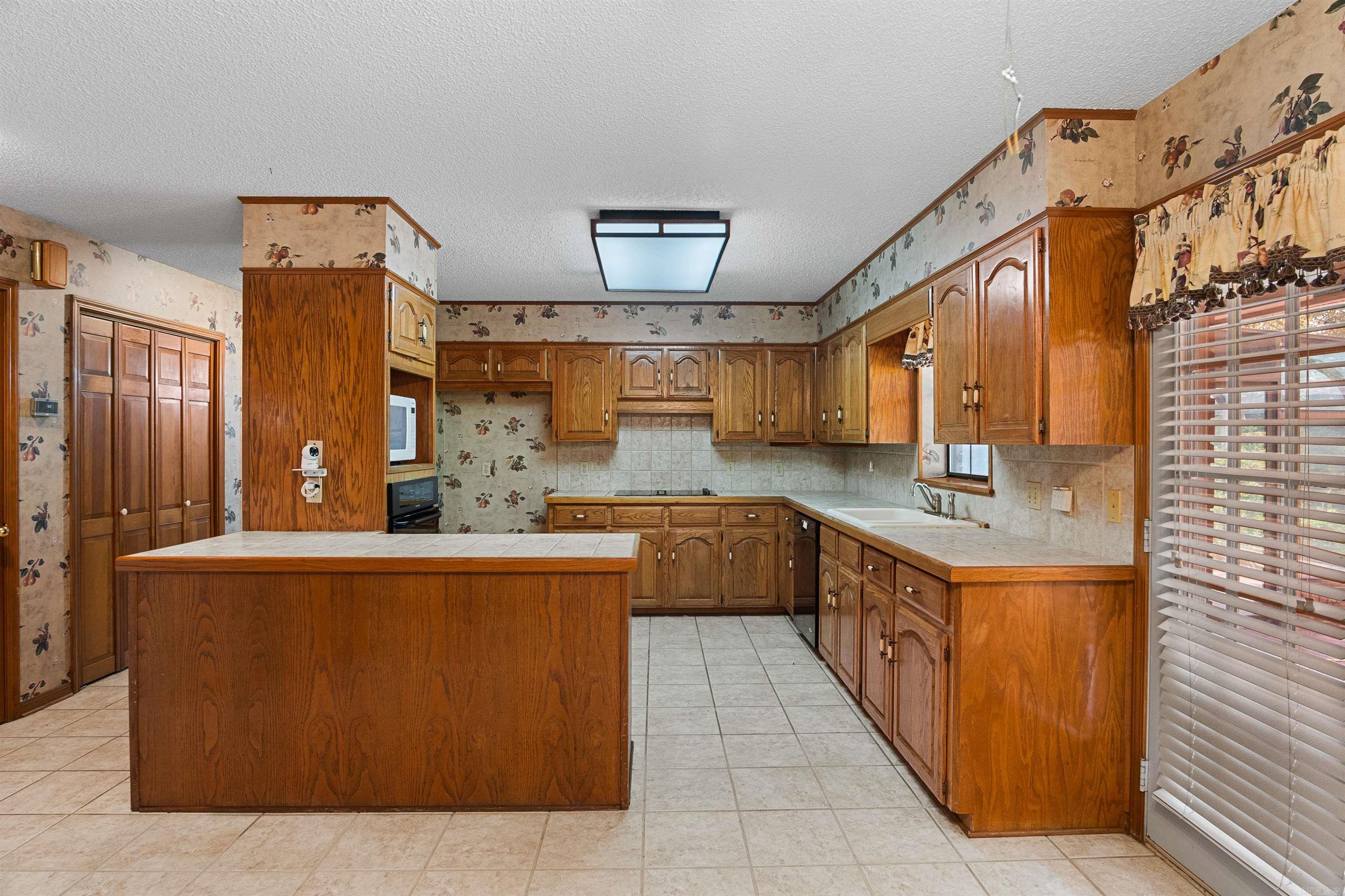 3210 S Highway 89  Cabot, AR