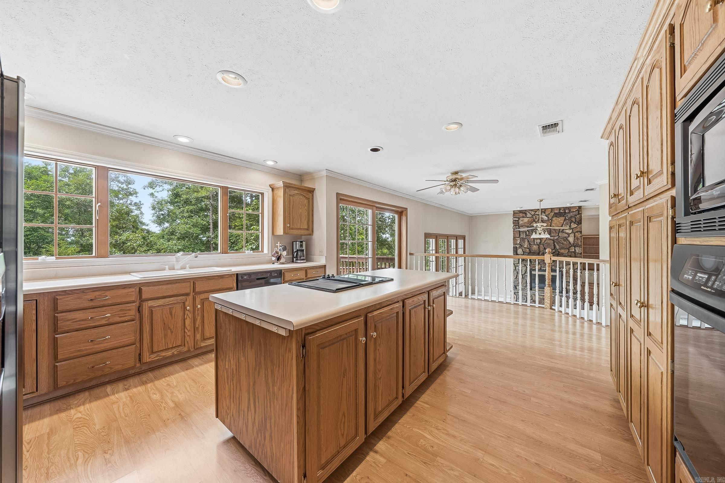 161 White Tail  De Queen, AR