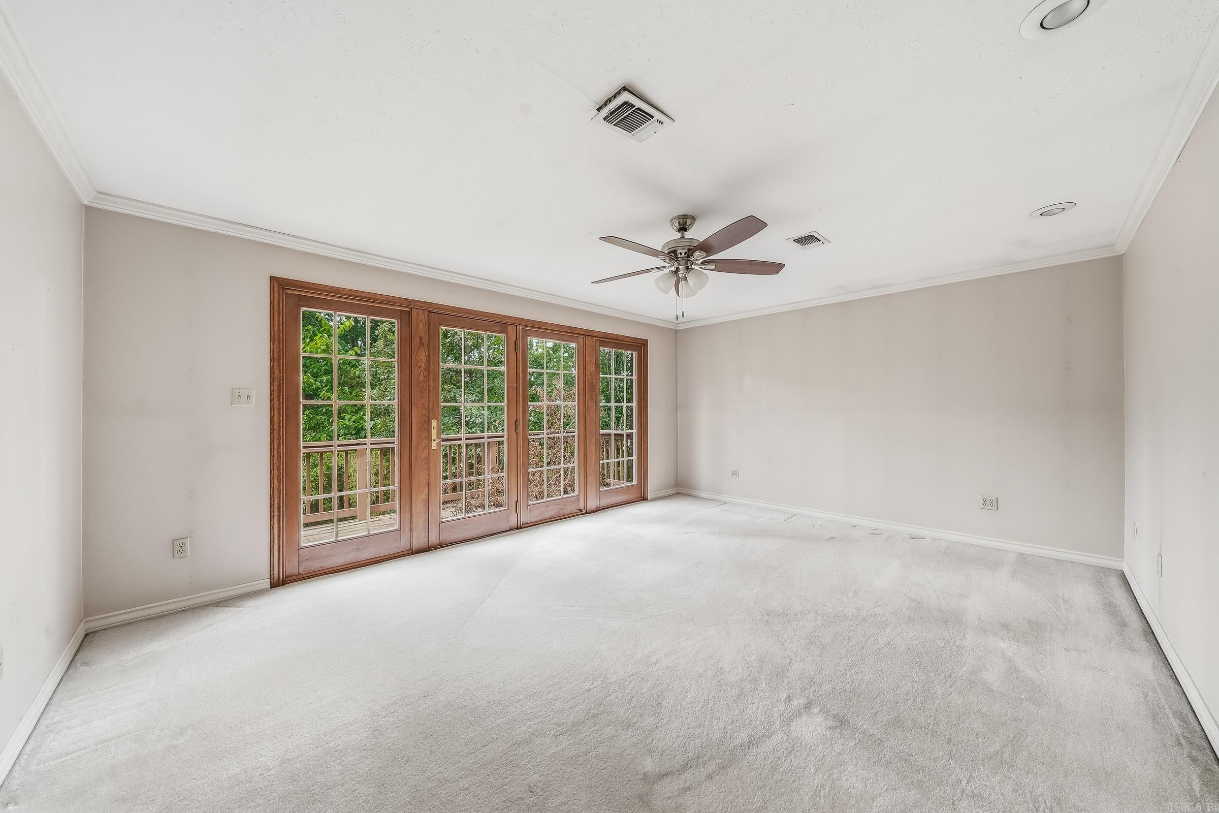 161 White Tail  De Queen, AR