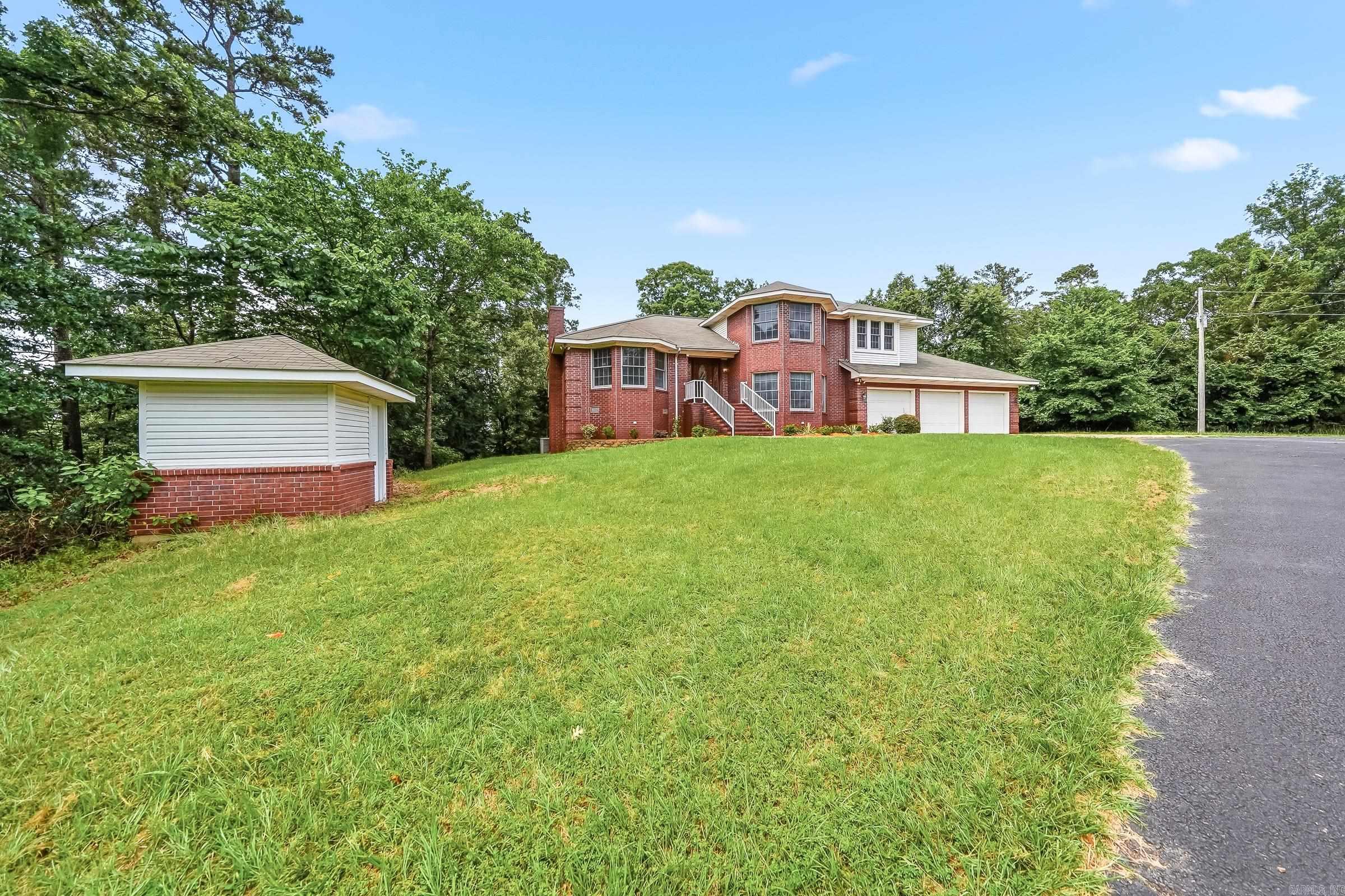 161 White Tail  De Queen, AR