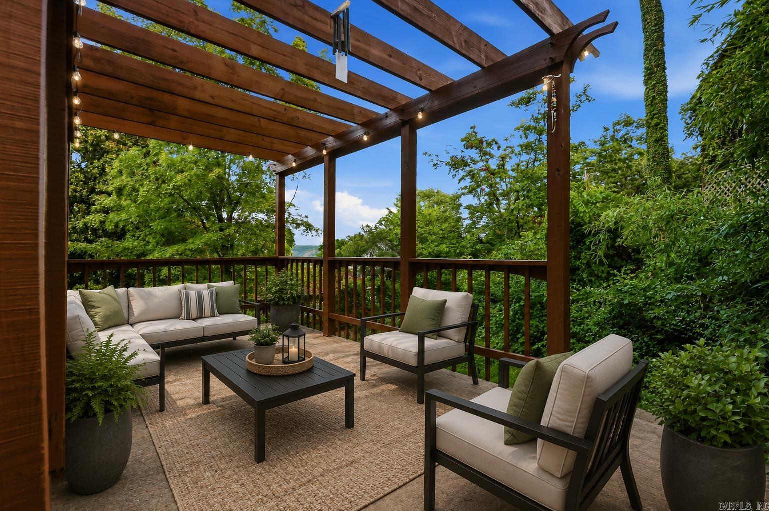 3905 Oakwood  Little Rock, AR