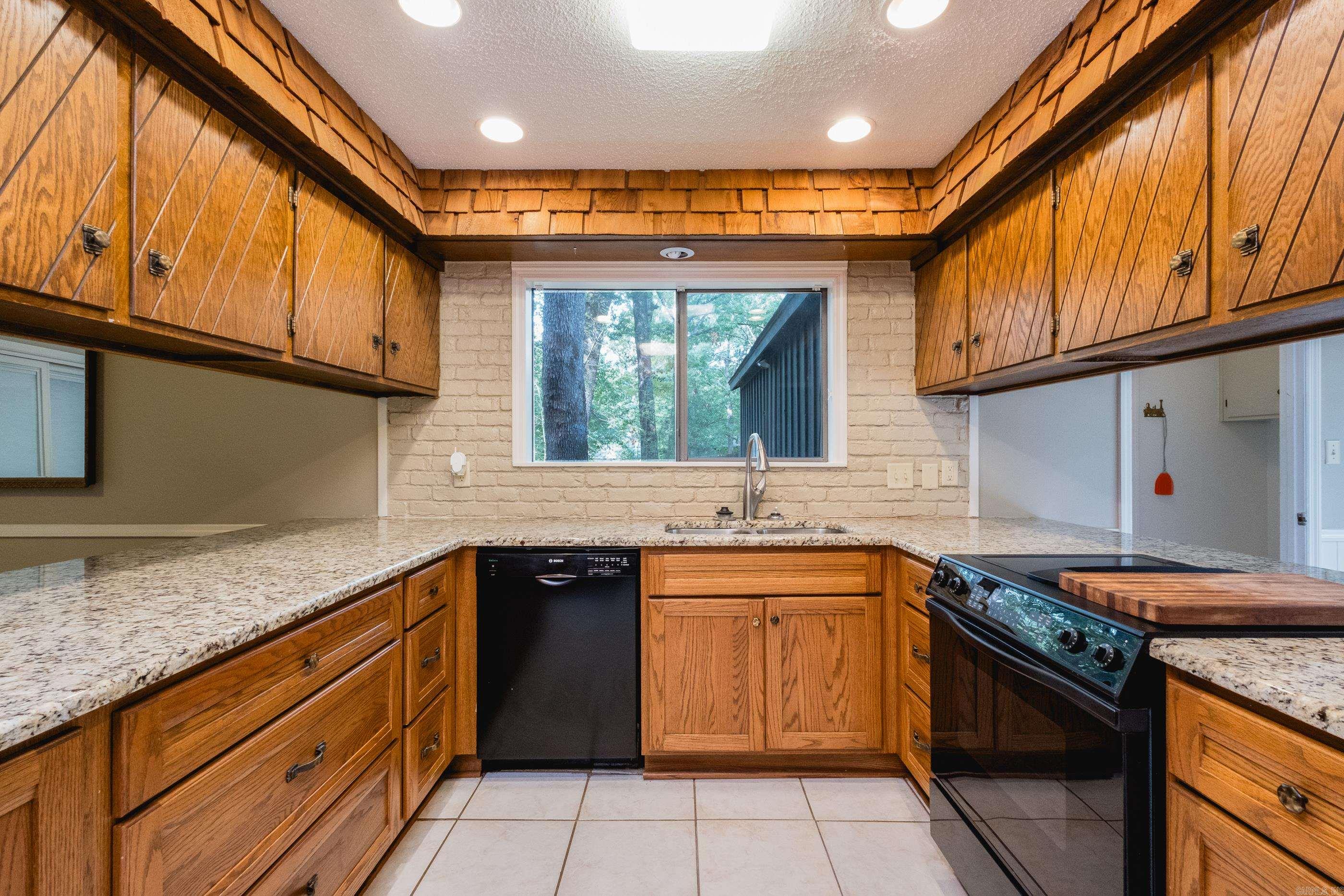 5 Trevino  Maumelle, AR