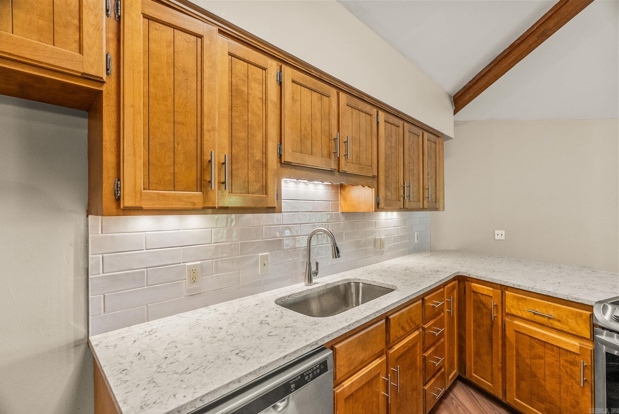 167 Wilshire Dr  Fairfield Bay, AR