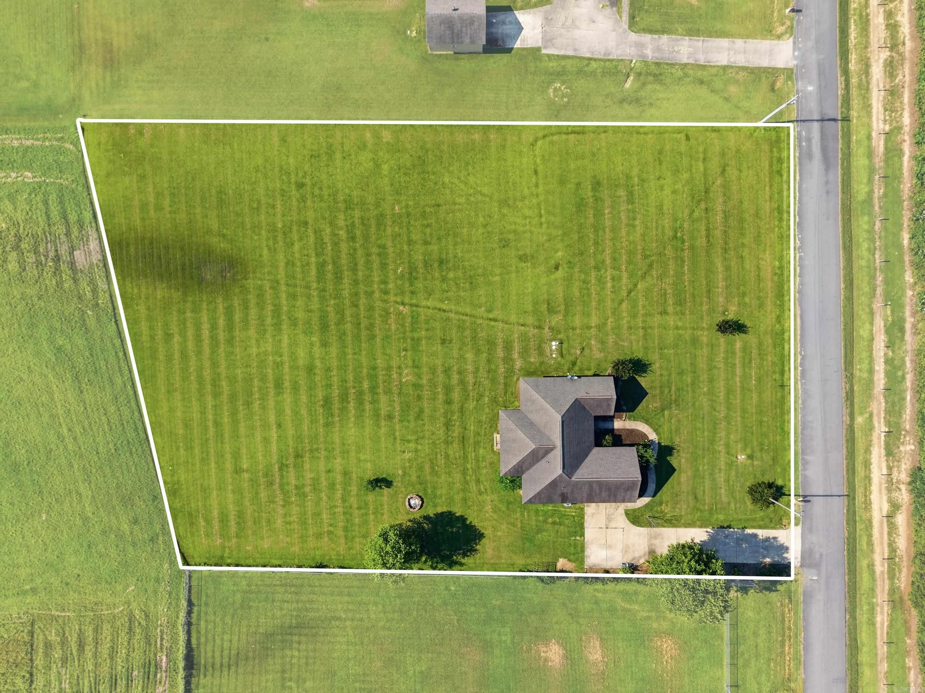 10 Parkway  Greenbrier, AR