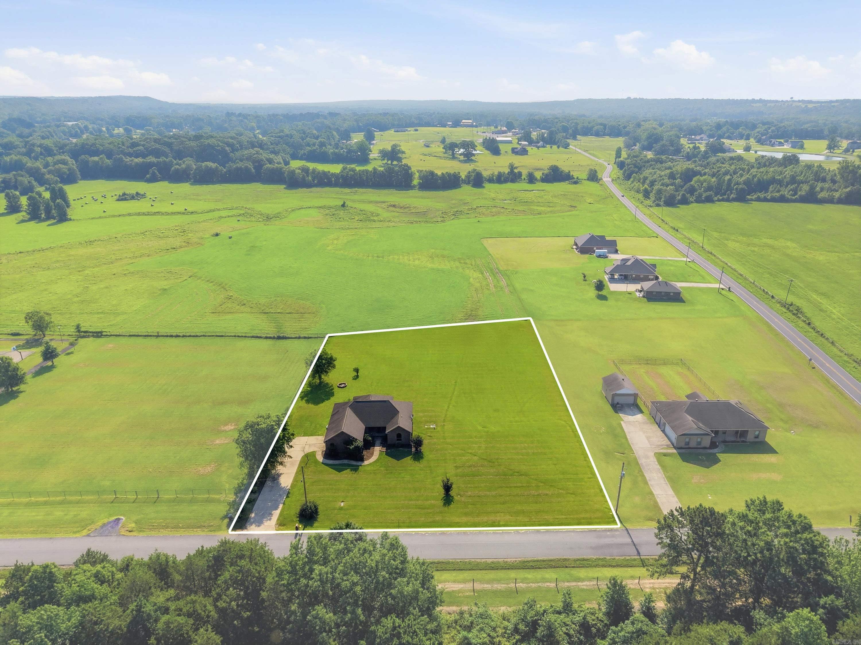 10 Parkway  Greenbrier, AR