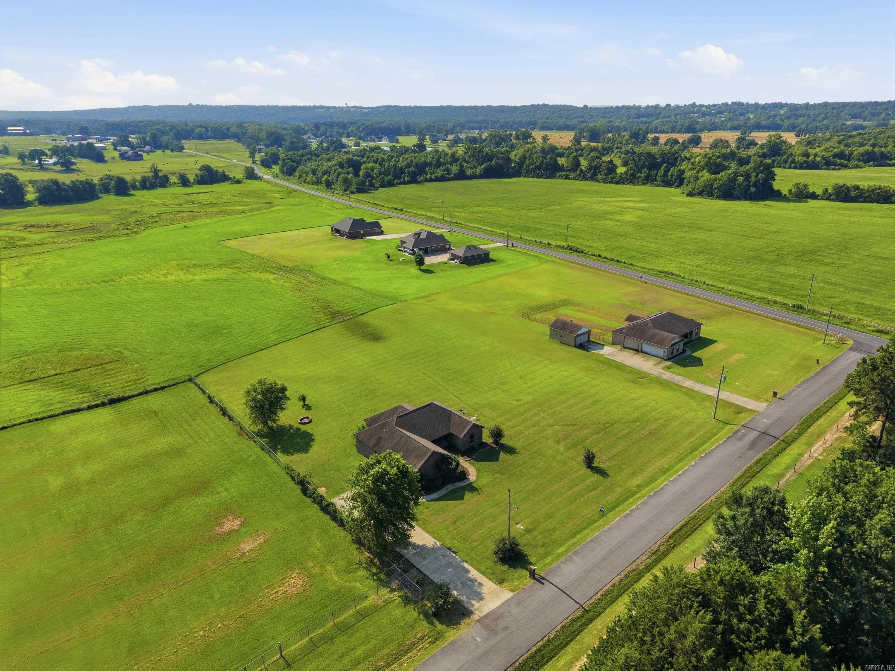 10 Parkway  Greenbrier, AR