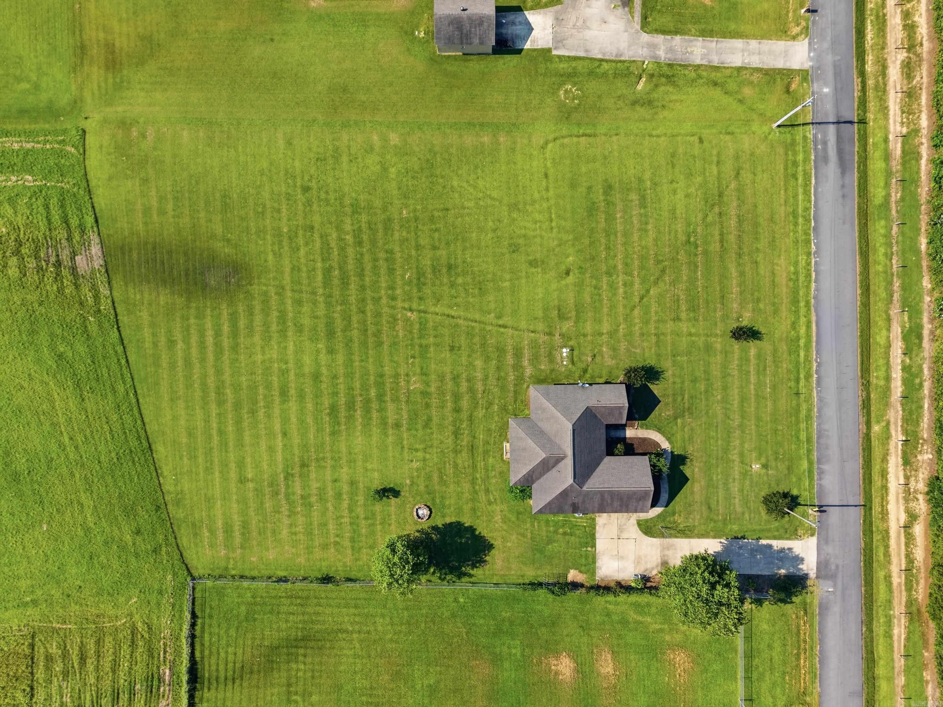 10 Parkway  Greenbrier, AR