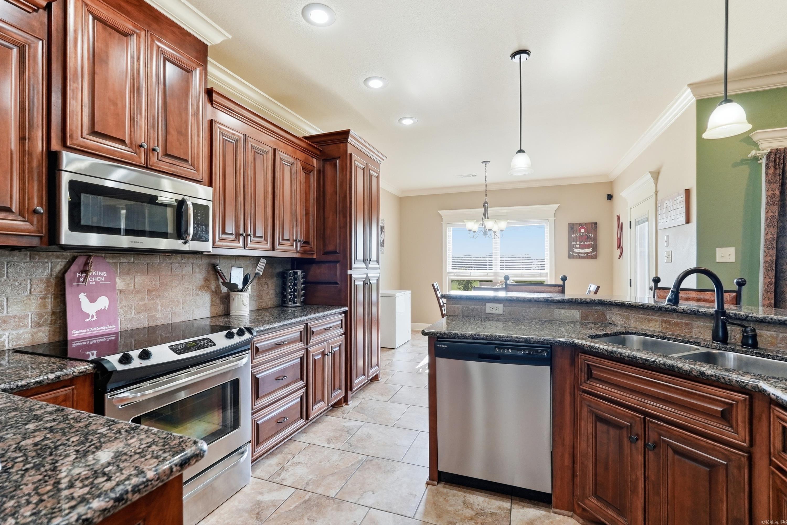 10 Parkway  Greenbrier, AR