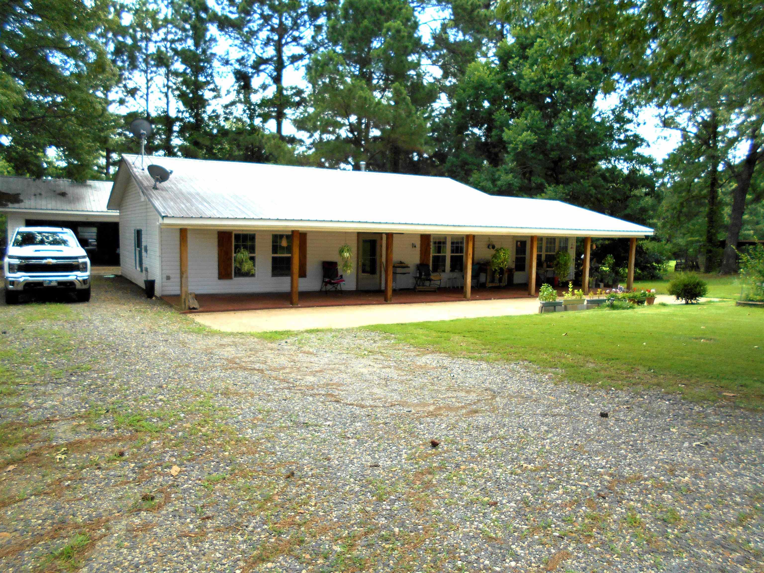 117 Old Millwood  Ashdown, AR
