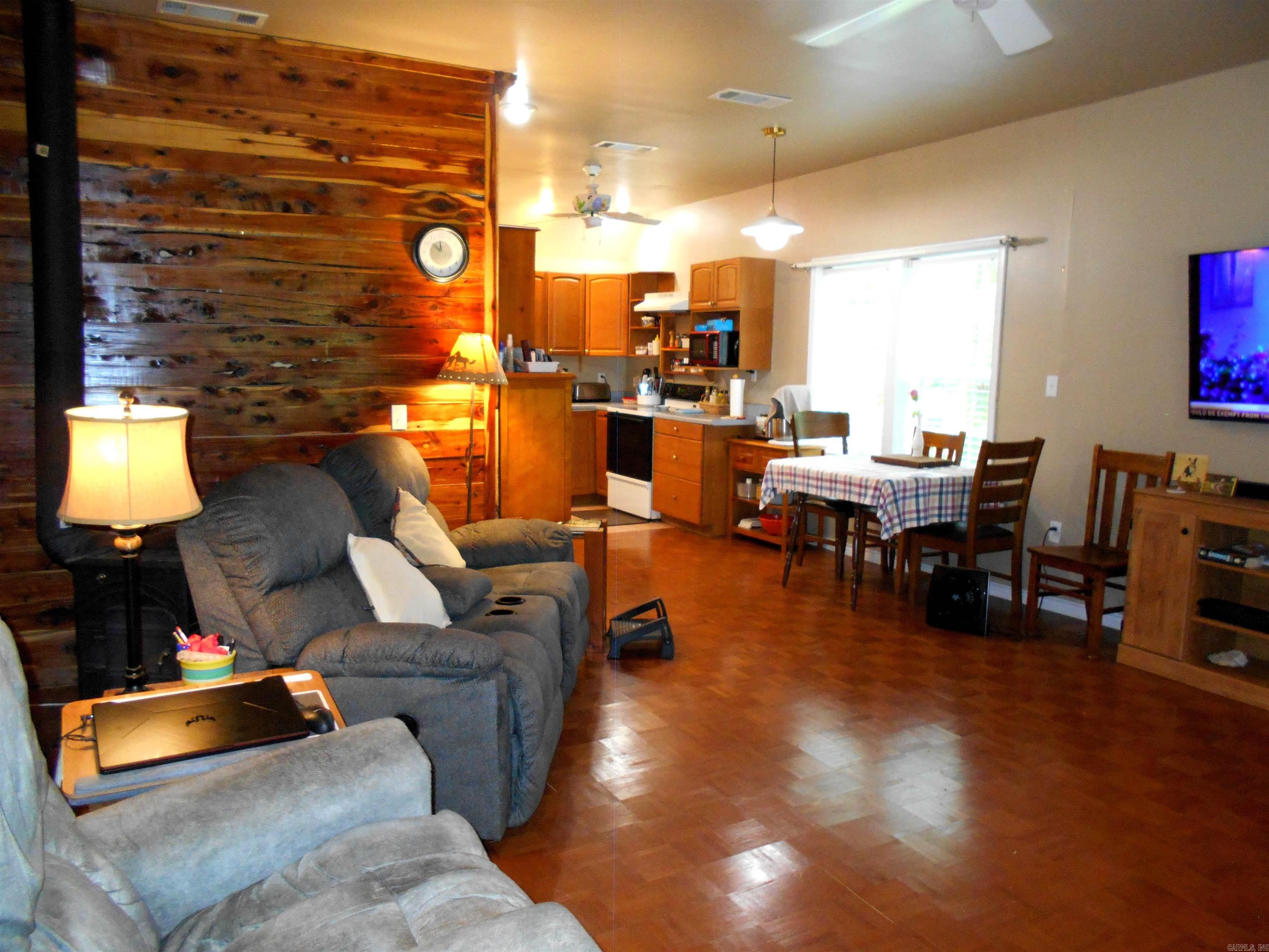 117 Old Millwood  Ashdown, AR