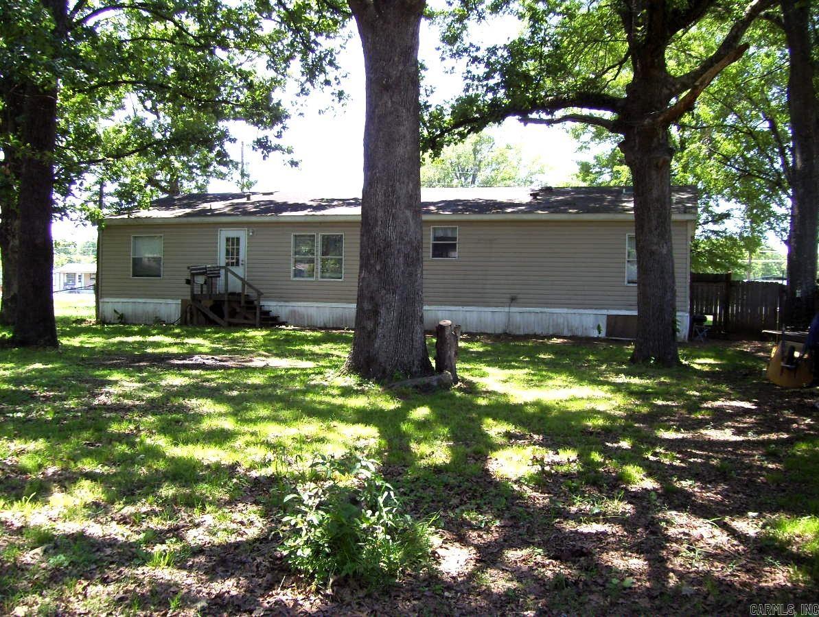1652 N Constitution  Ashdown, AR